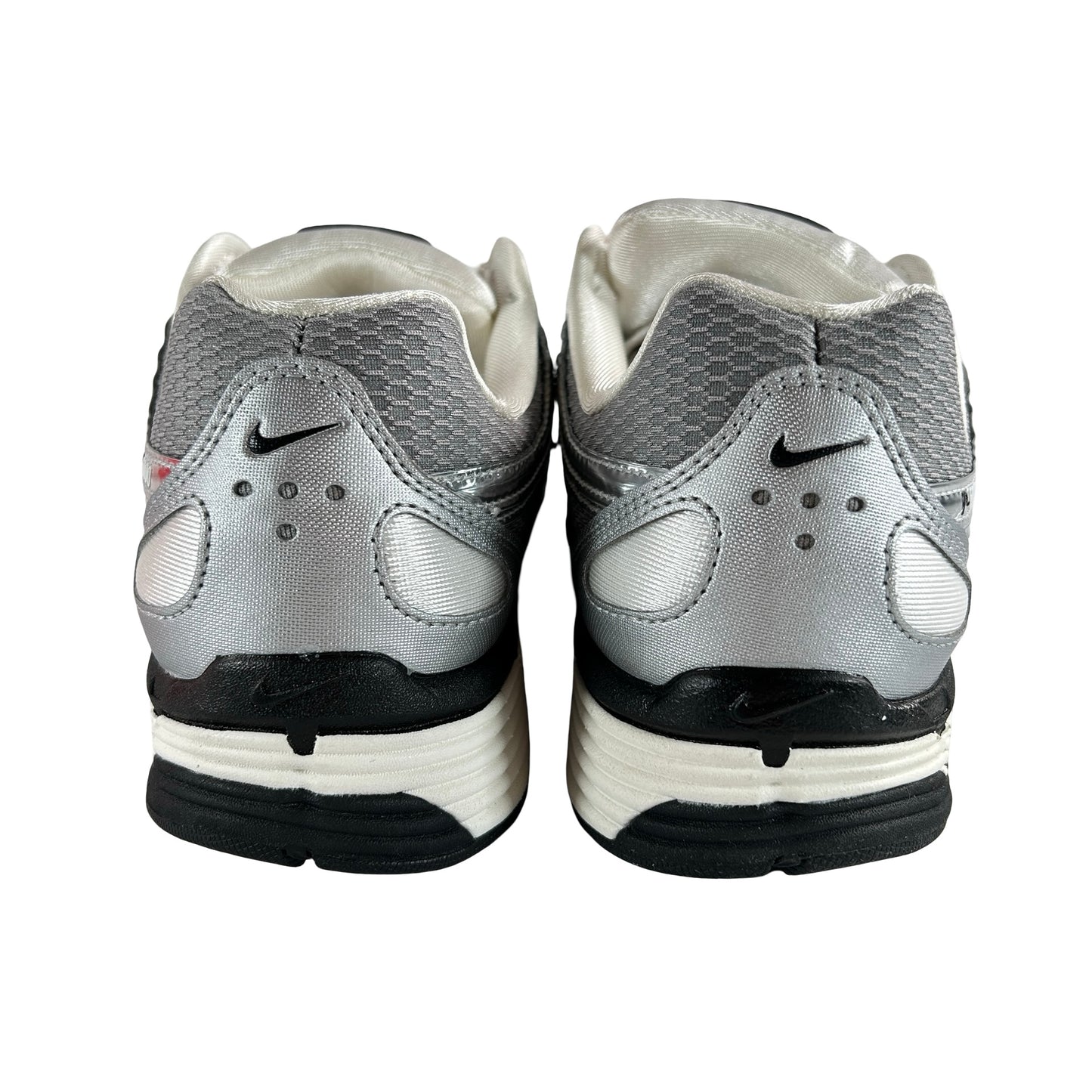 CN0149 001 Nike P-6000 Metallic Silver [USED] - 6 M (VNDS)