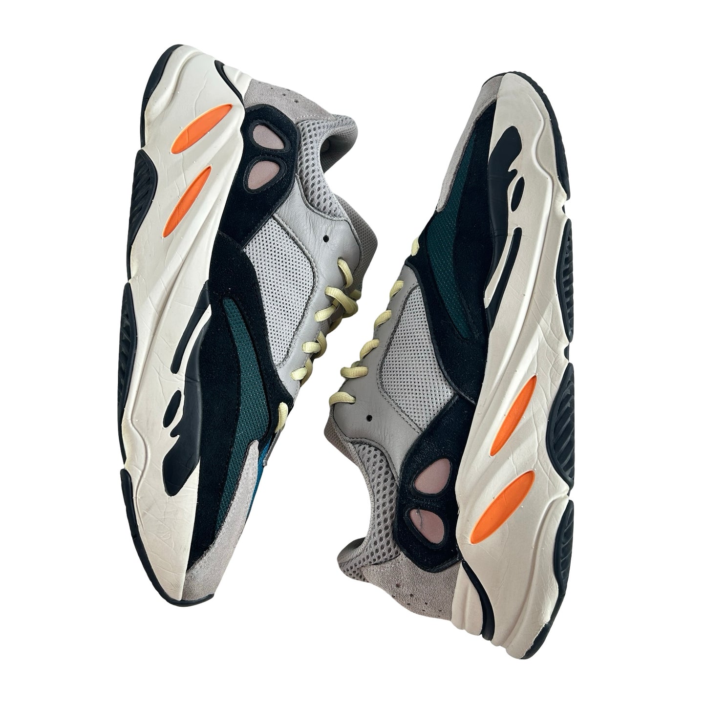 B75571 Yeezy 700 Wave Runner [USED] - 12.5 M (Used2) (No Box)