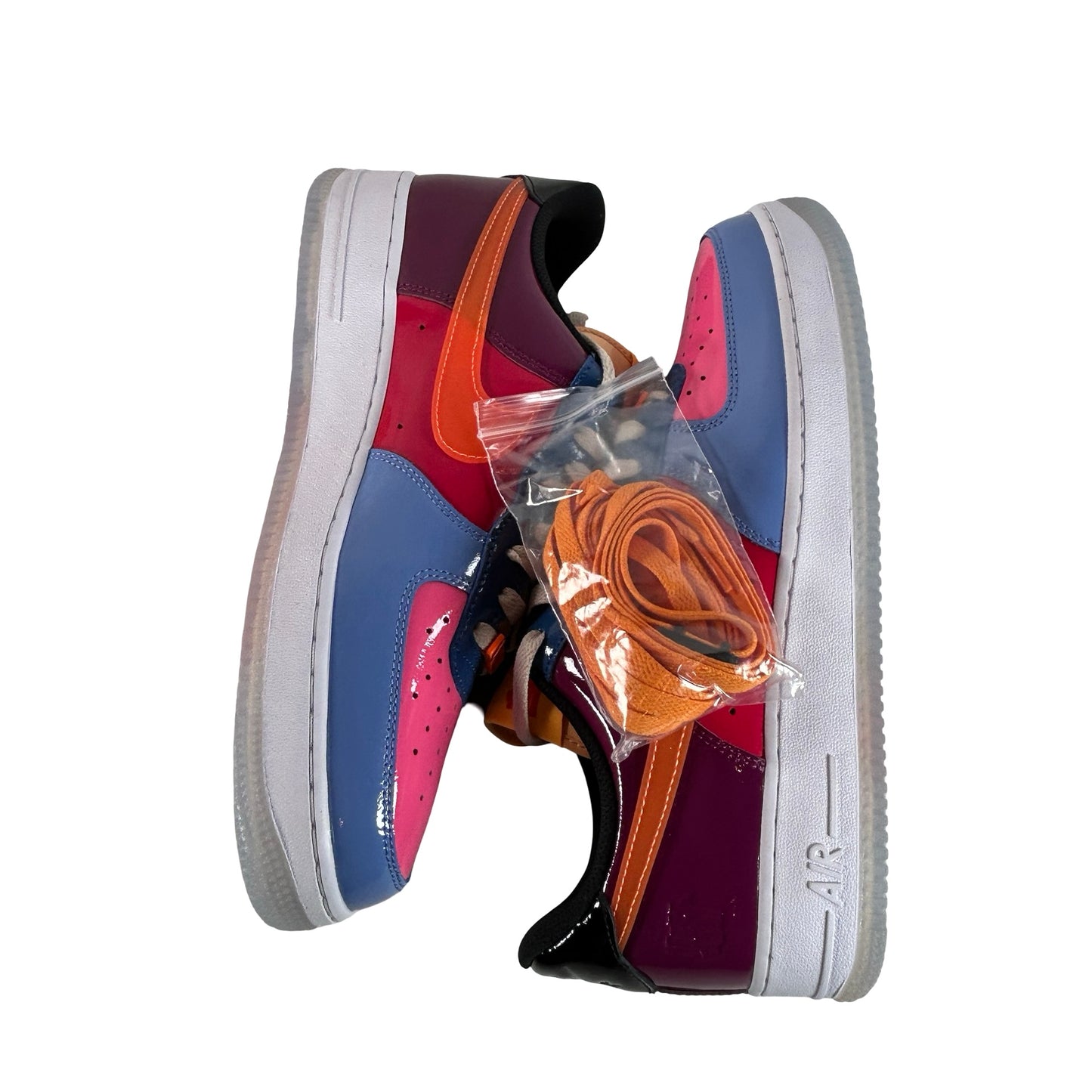 DV5255 400 Nike Air Force 1 Low SP UNDFTD Patente múltiple