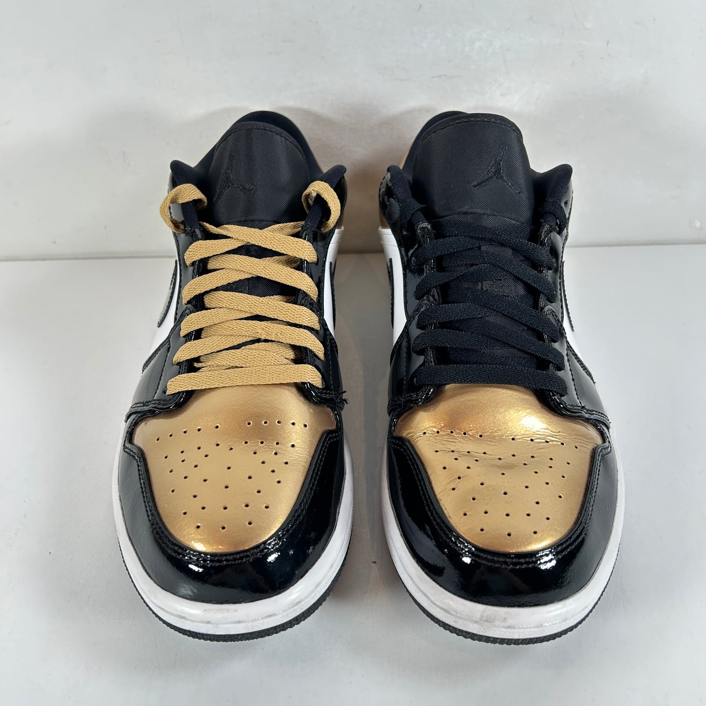 CQ9447 700 Jordan 1 Low Gold Toe [USED] - 10 M (Used)