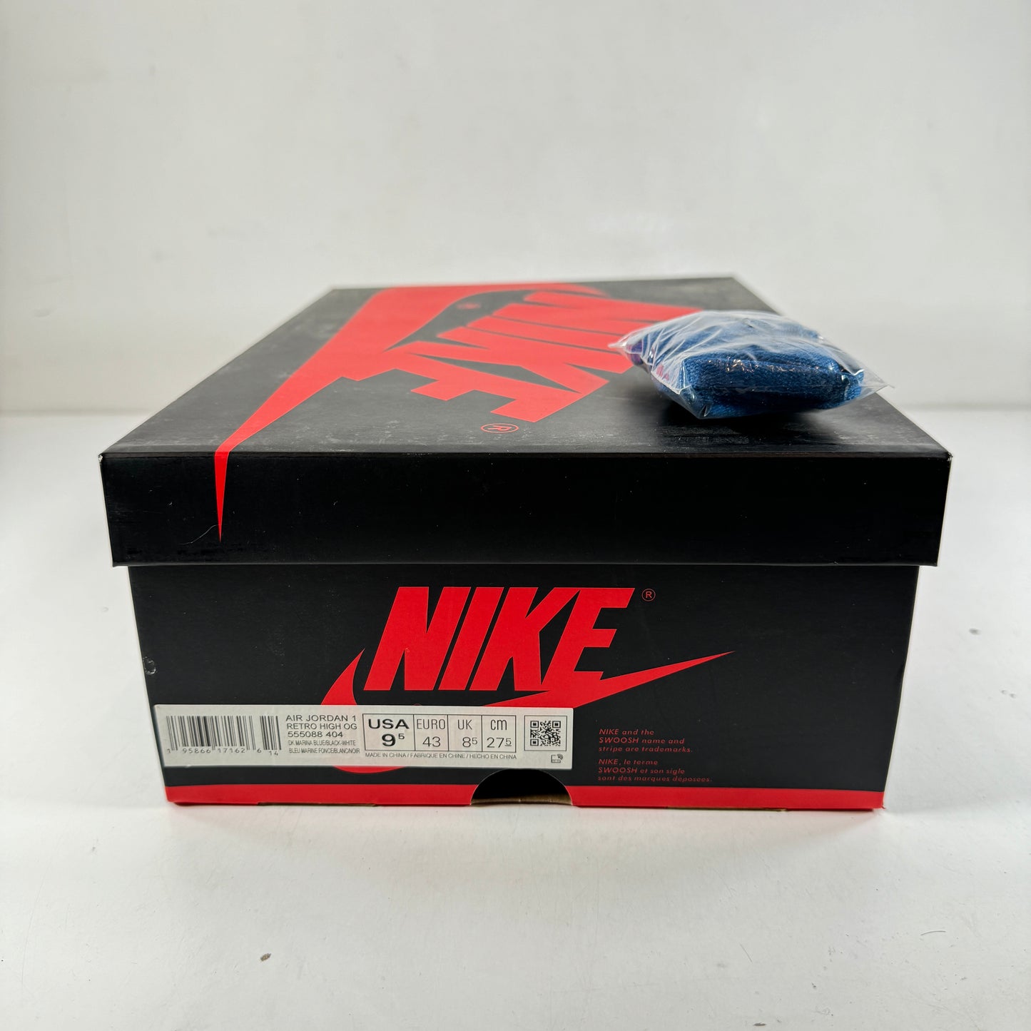 555088 404 Jordan 1 Retro High OG Dark Marina Blue [USED] - 9.5 M (Used)