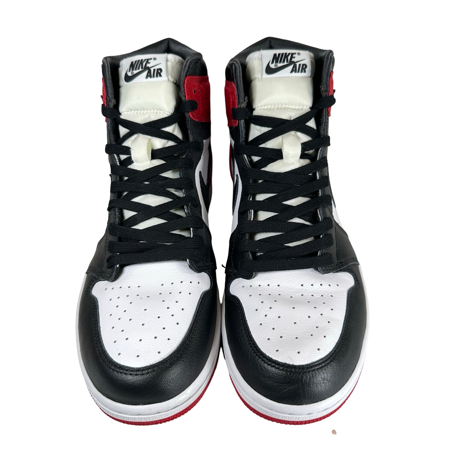 CD0461 016 AJ1 Satin Black Toe [USED] - 11.5 W (Used)