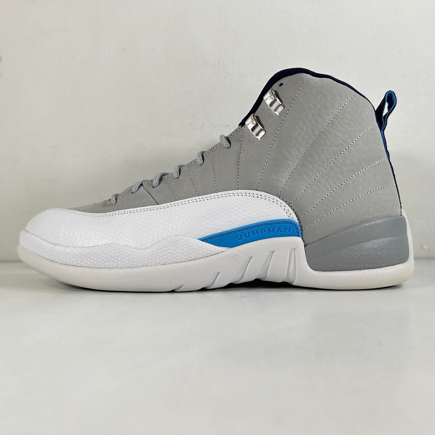 130690 007 Jordan 12 Retro Grey University Blue [USED] - 10.5 M (VNDS) (Replace Box)