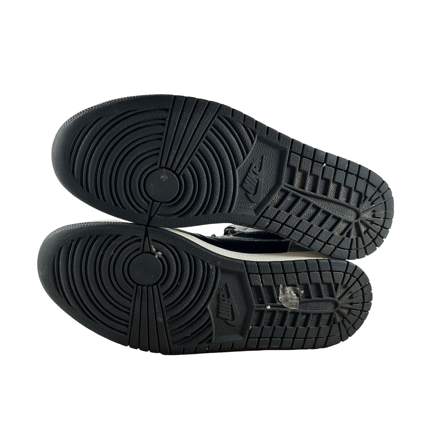 555088 013 Jordan 1 Shadow (2018) [USED] - 9 M (Used) (No Box)