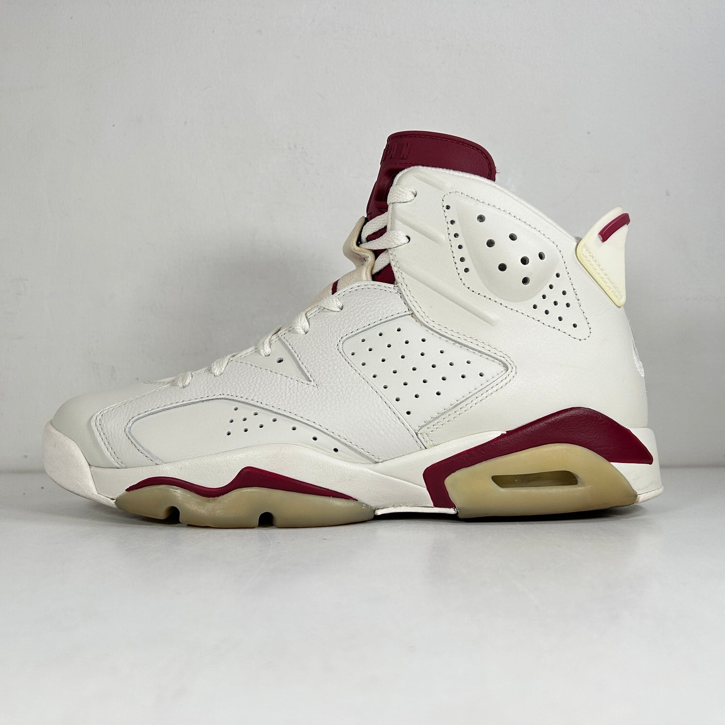 384664 116 Jordan 6 Maroon [USED] - 10 M (Used)