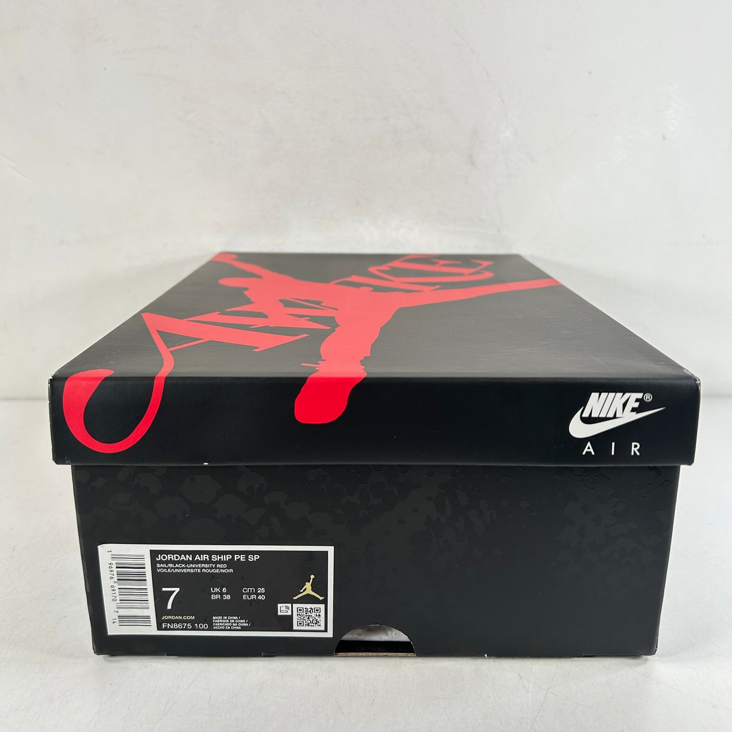 FN8675 100 Nike Jordan Air Ship PE SP Awake NY [USED] - 7 M (Used)