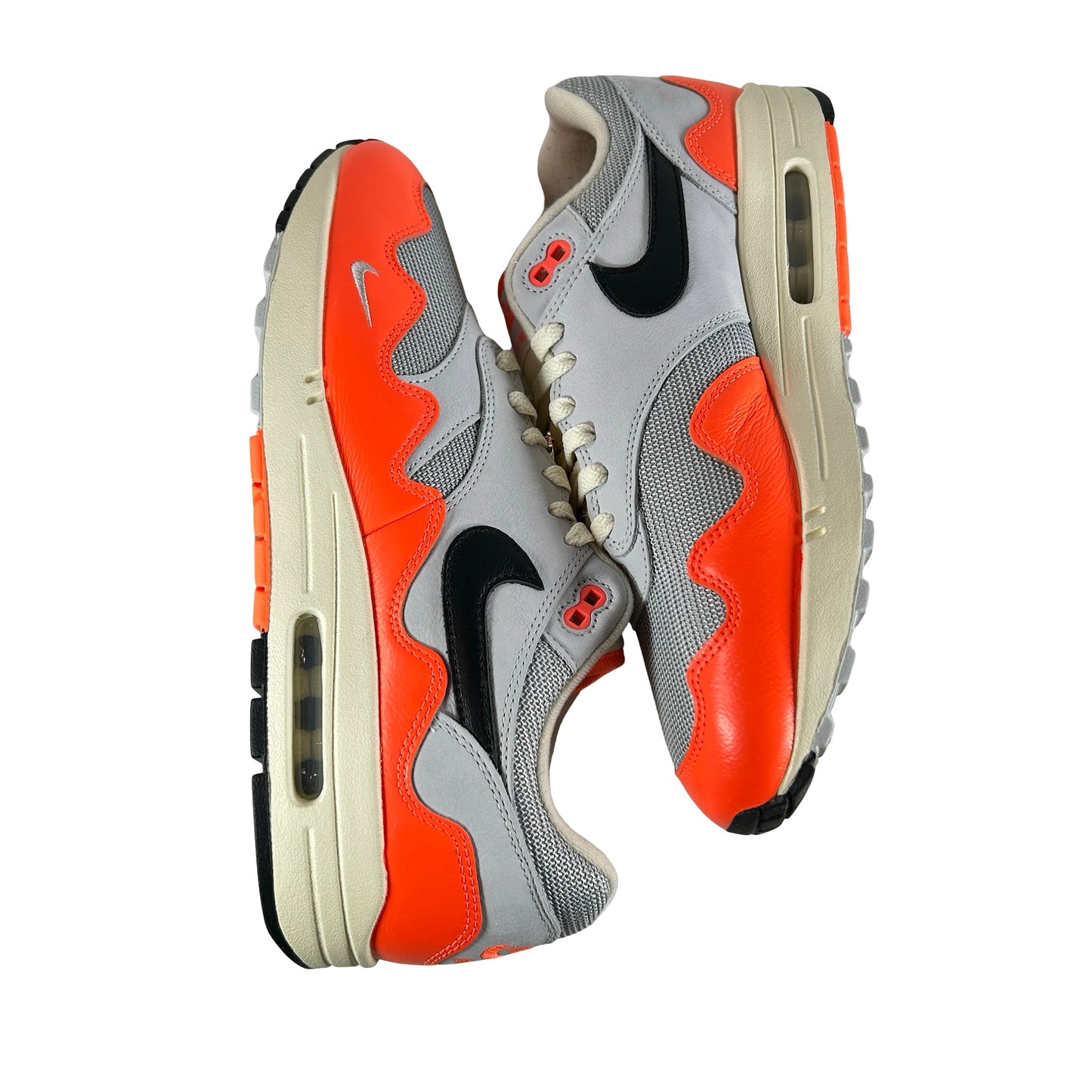 II7055 800 Nike Air Max 1 Patta Waves Hyper Crimson Pure Platinum [USED] - 11.5 M (Used)