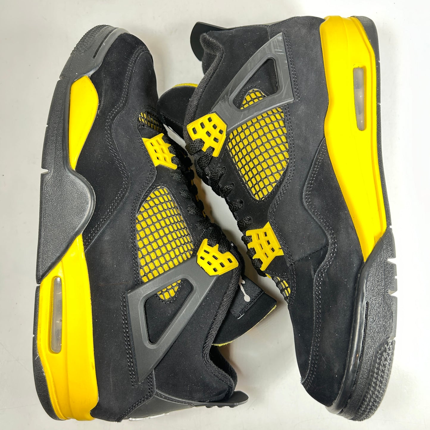 DH6927 017 Jordan 4 Retro Thunder [USED] - 10 M (Used) (No Box)