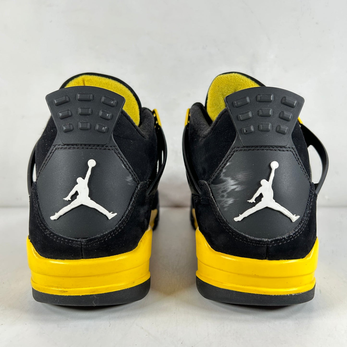 DH6927 017 Jordan 4 Retro Thunder [USED] - 9 M (Used) (No Box)