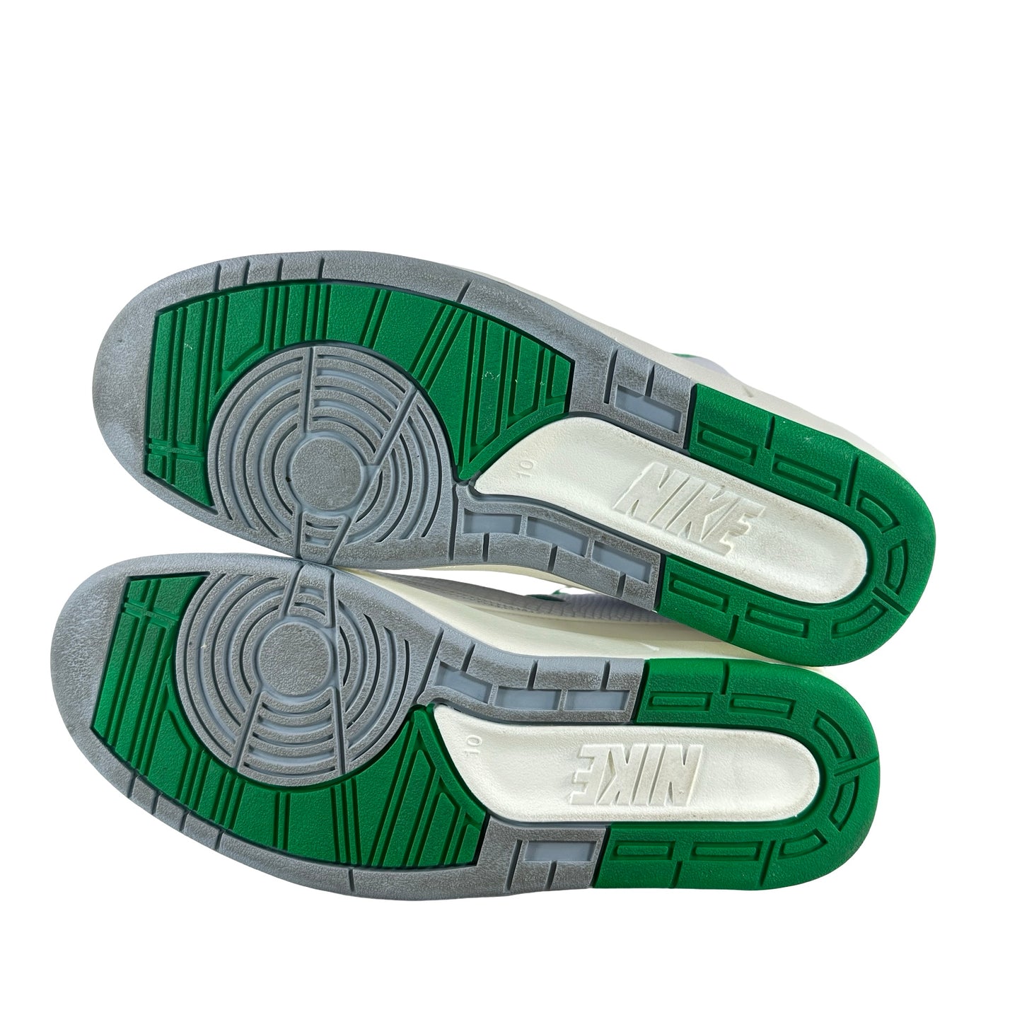 DR8884 103 Jordan 2 Retro Lucky Green [USED] - 10 M (Used4)