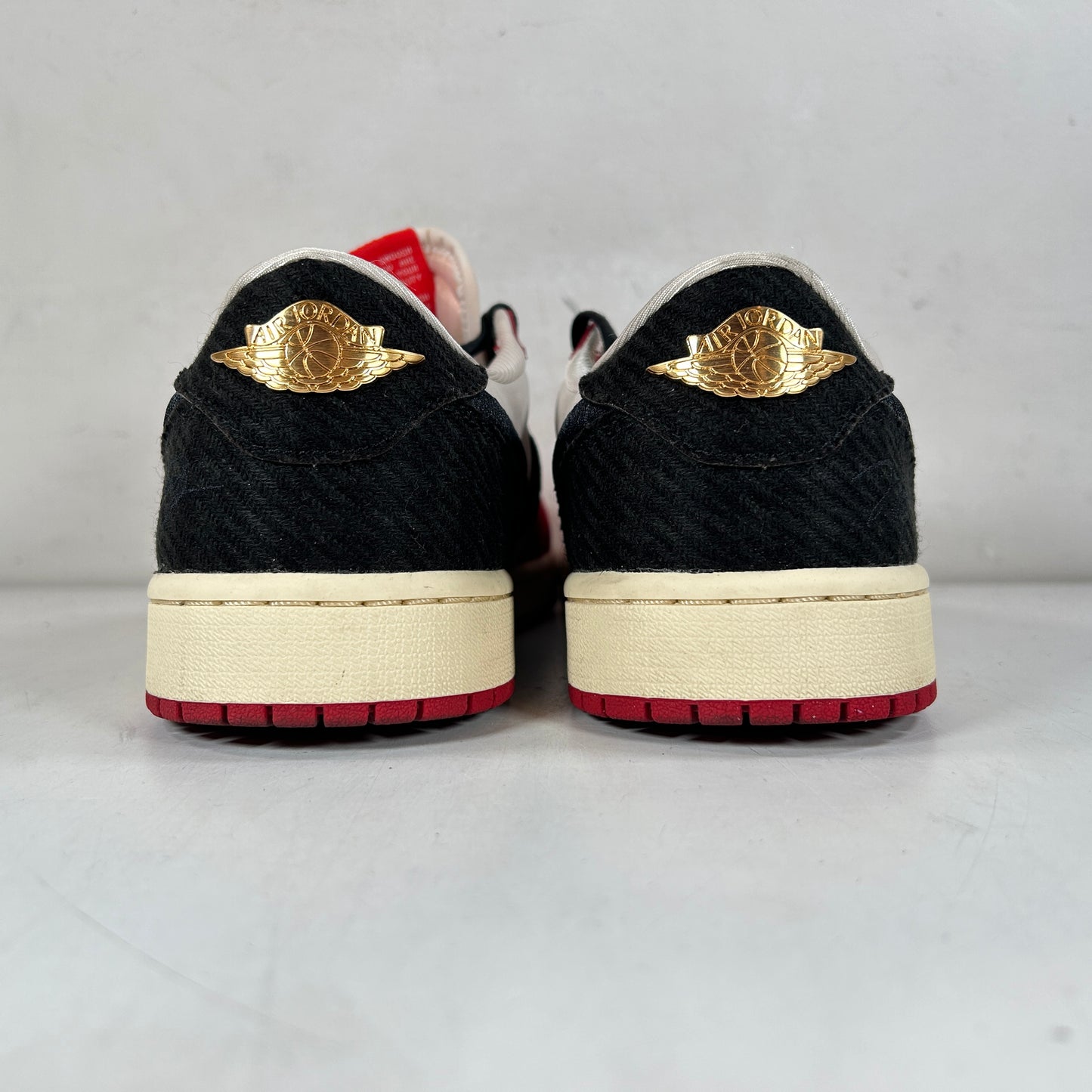 FN0432 100 Jordan 1 Retro Low OG Trophy Room Away [USED] - 9 M (Used)