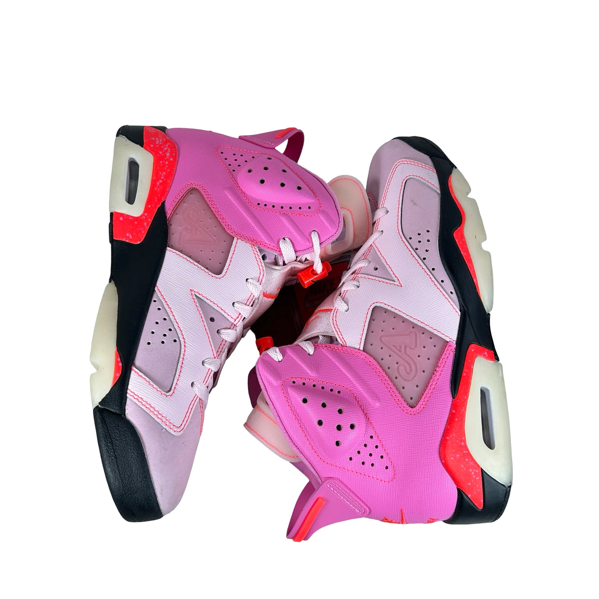 IQ5706 600 Jordan 6 Retro Awake NY Playful Pink [USED] - 9 M (Used)