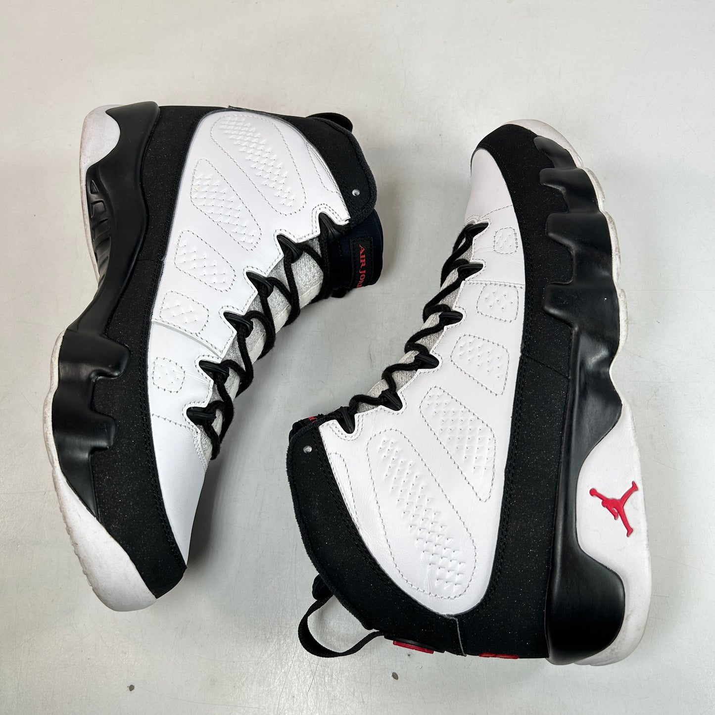 302370 112 Jordan 9 Retro OG (2016) [USED] - 10 M (Used) (Replace Box)