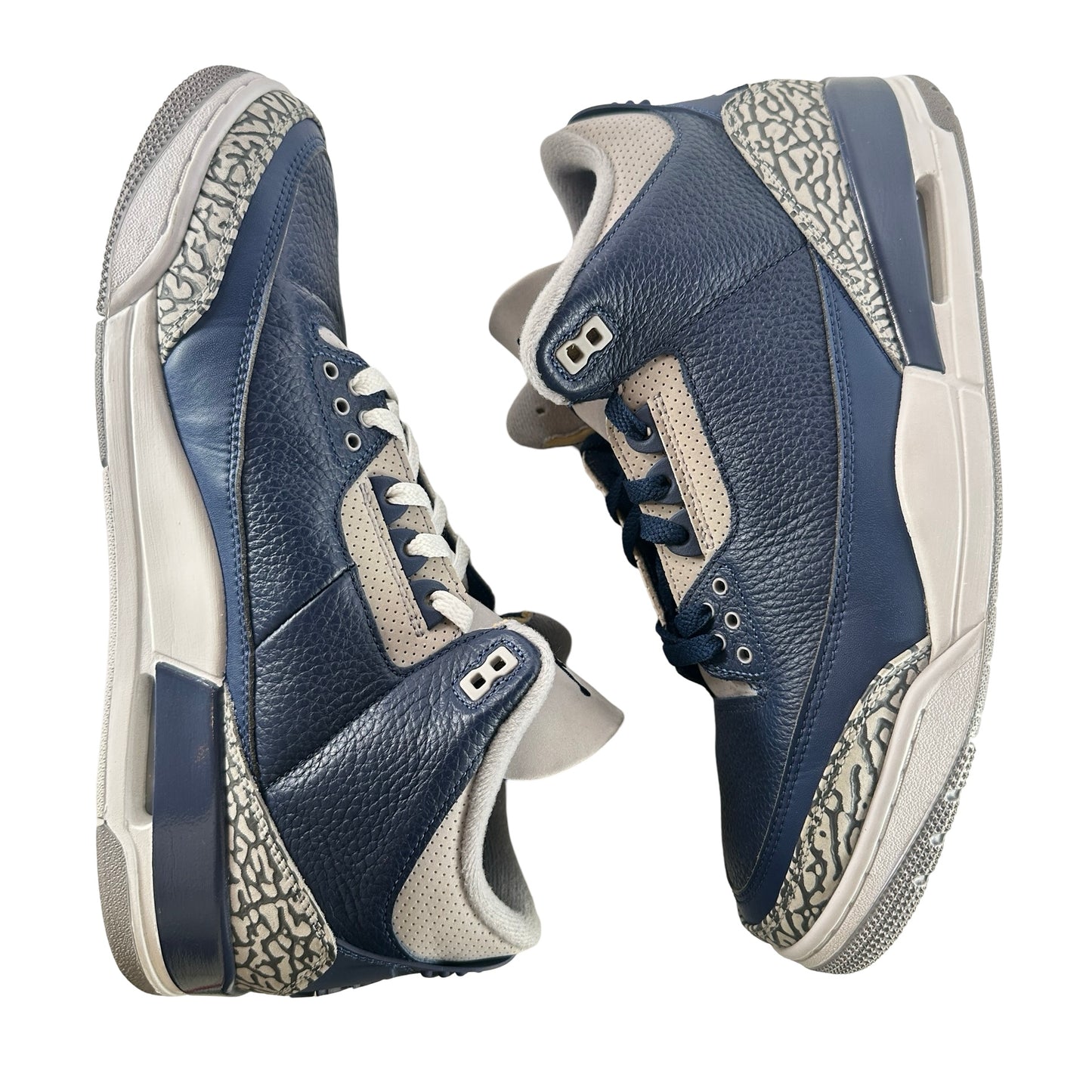 CT8532 401 Jordan 3 Georgetown [USED] - 11.5 M (Used) (No Box)