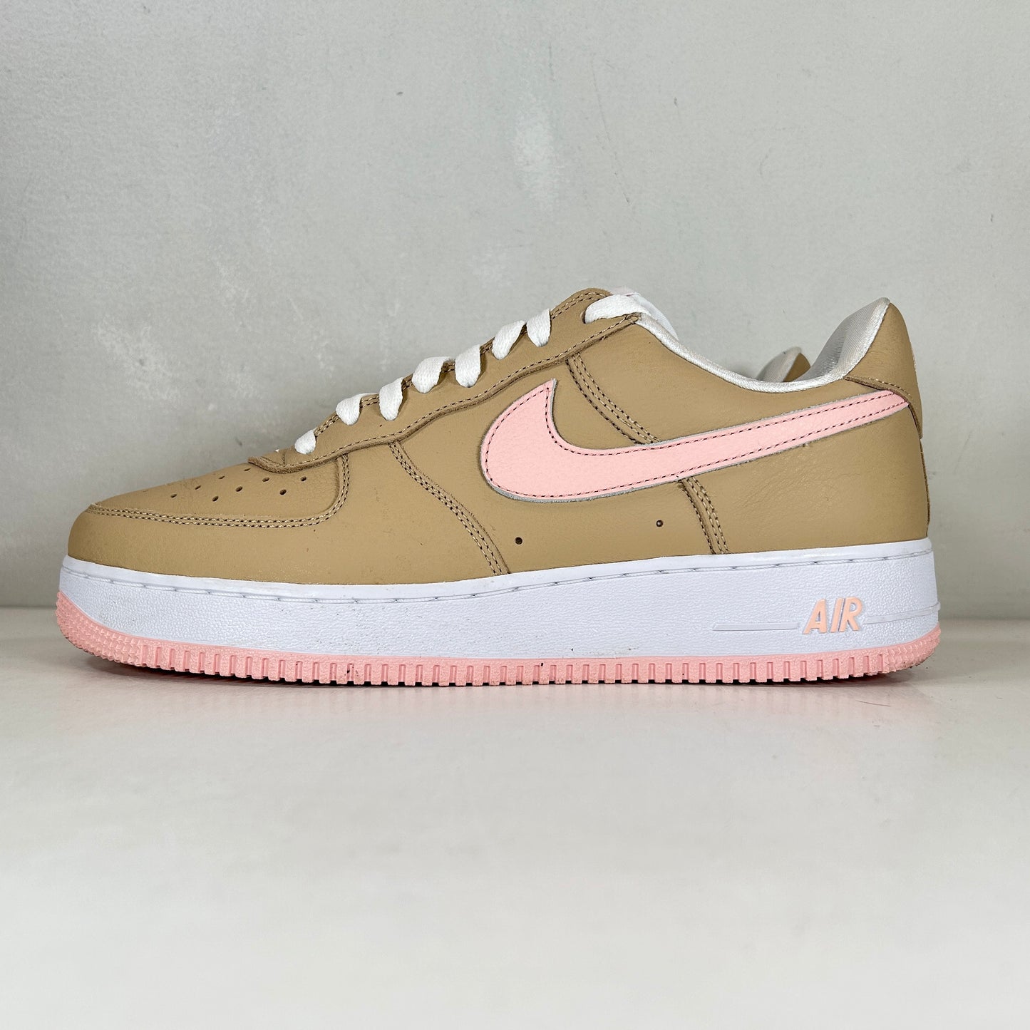 845053 201 Nike Air Force 1 Low Linen (2024) [USED] - 10.5 M (Used)