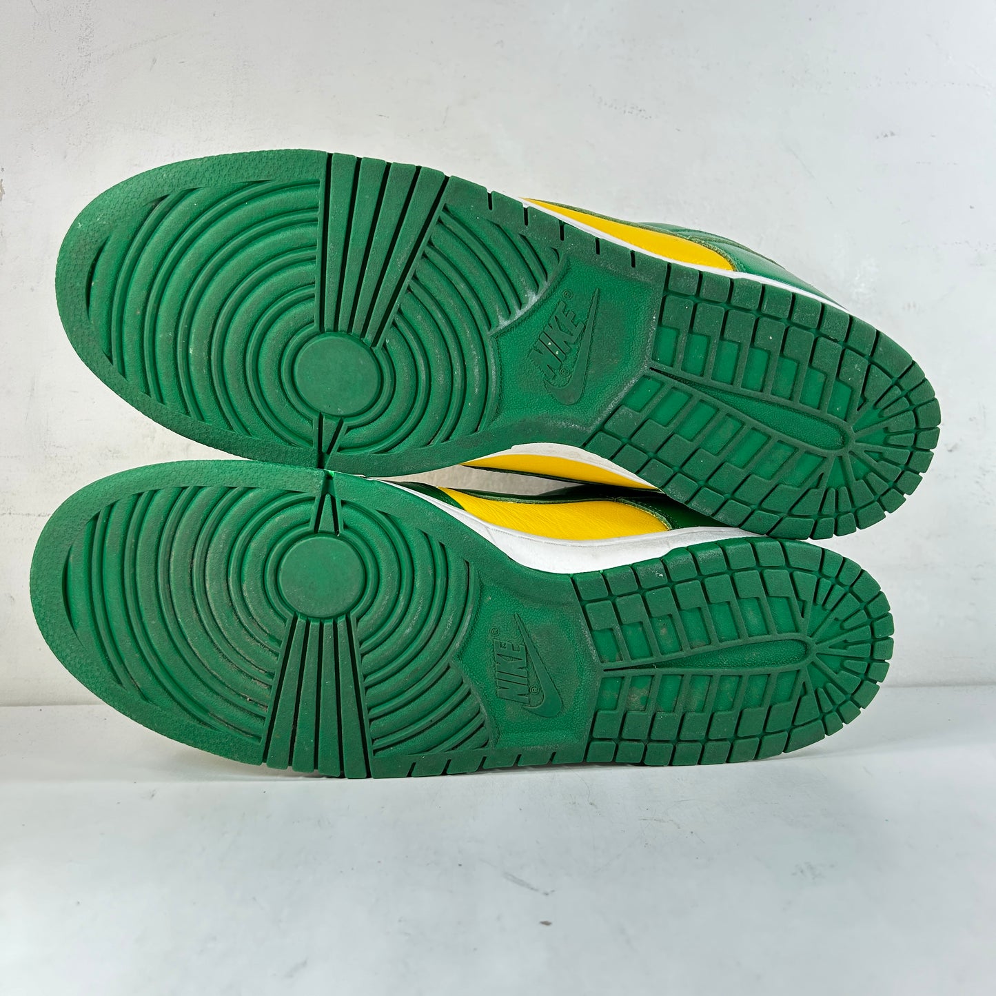 CU1727 700 Nike Dunk Low Brazil (2020/2024) [USED] - 14 M (Used) (No Box)