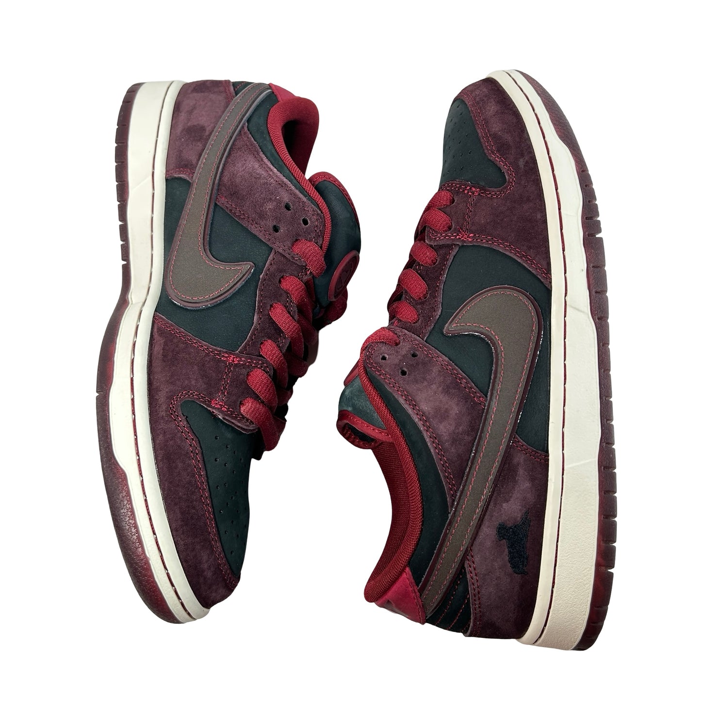 FZ1289 200 Nike SB Dunk Low Riot Skateshop [USED] - 9.5 M (Used)