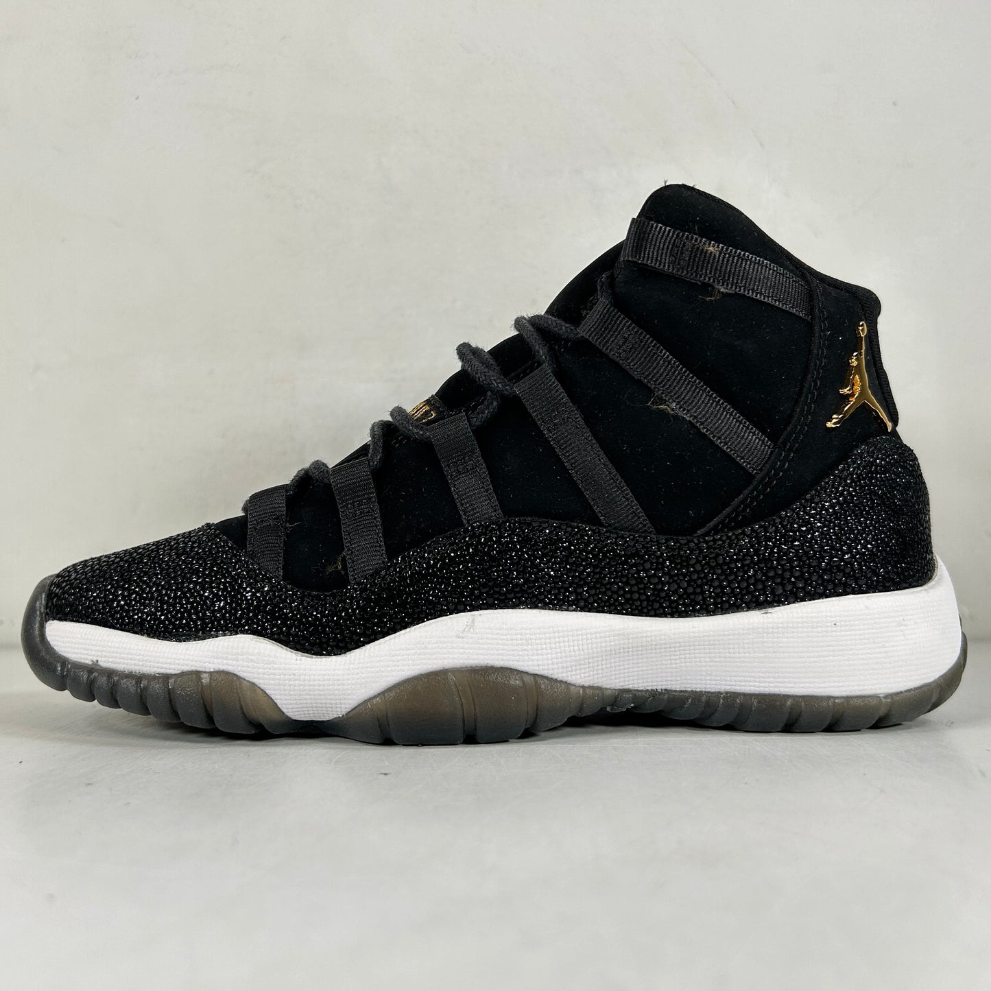 852625 030 Jordan 11 Retro Heiress Black Stingray (GS) [USED] - 6.5 W / 5 Y (Used)