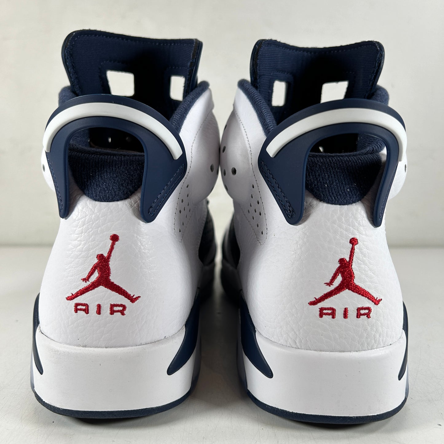 CT8529 164 Jordan 6 Retro Olympic (2024) - 10.5 M (Used)