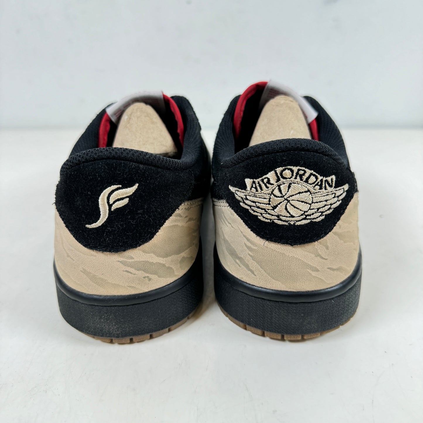 DN3400 001 Jordan 1 Retro Low OG SP SoleFly [USED] - 10 M (Used)