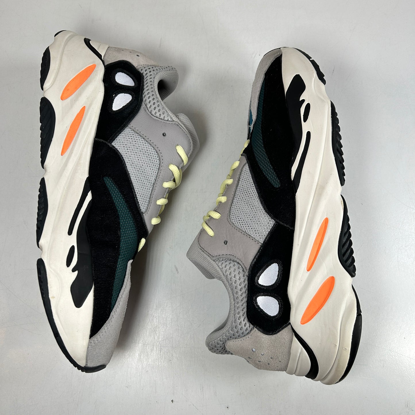 B75571 adidas Yeezy Boost 700 Wave Runner [USED] - 11 M (Used2)