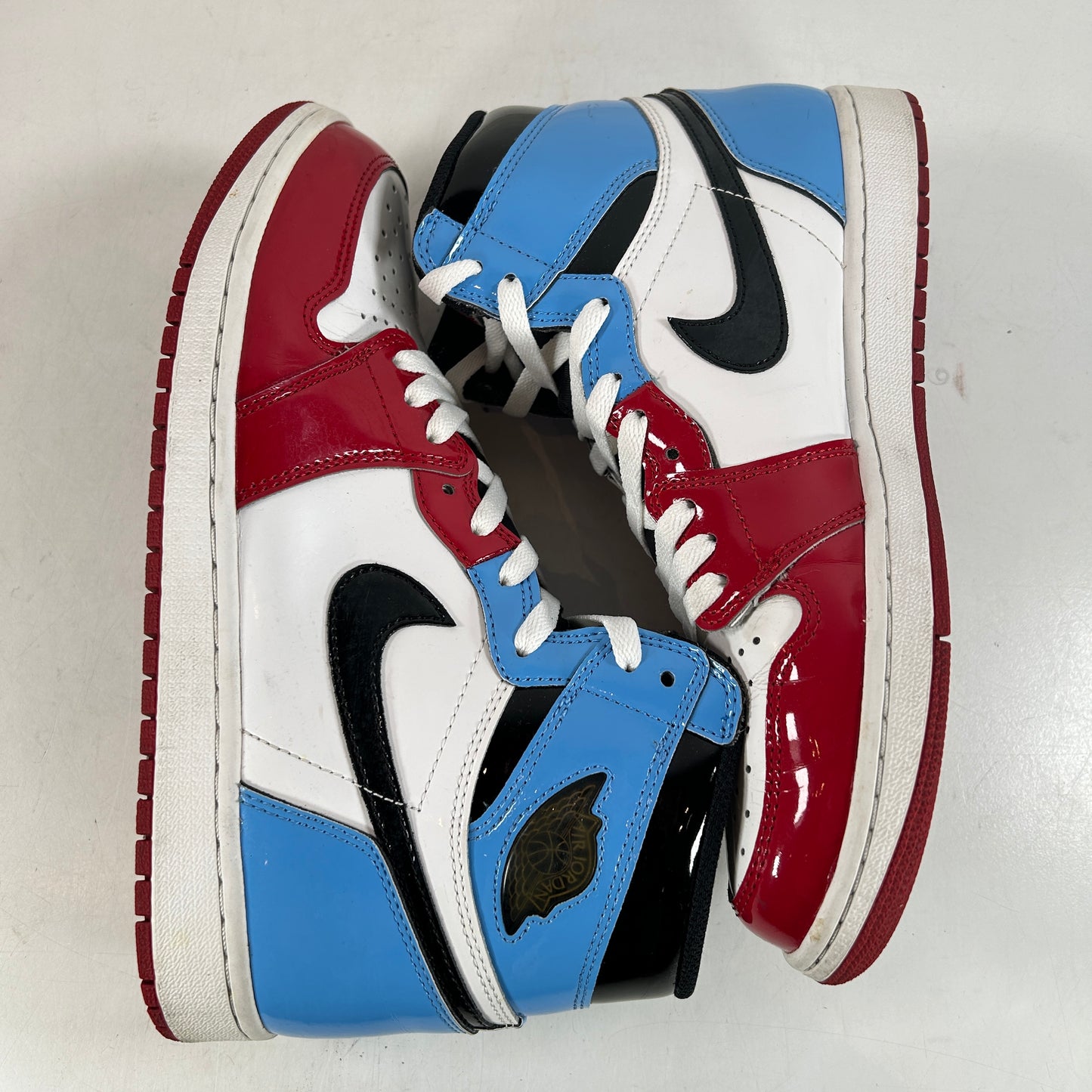 CK5666 100 Jordan 1 Retro High Fearless UNC Chicago [USED] - 10 M (Used)