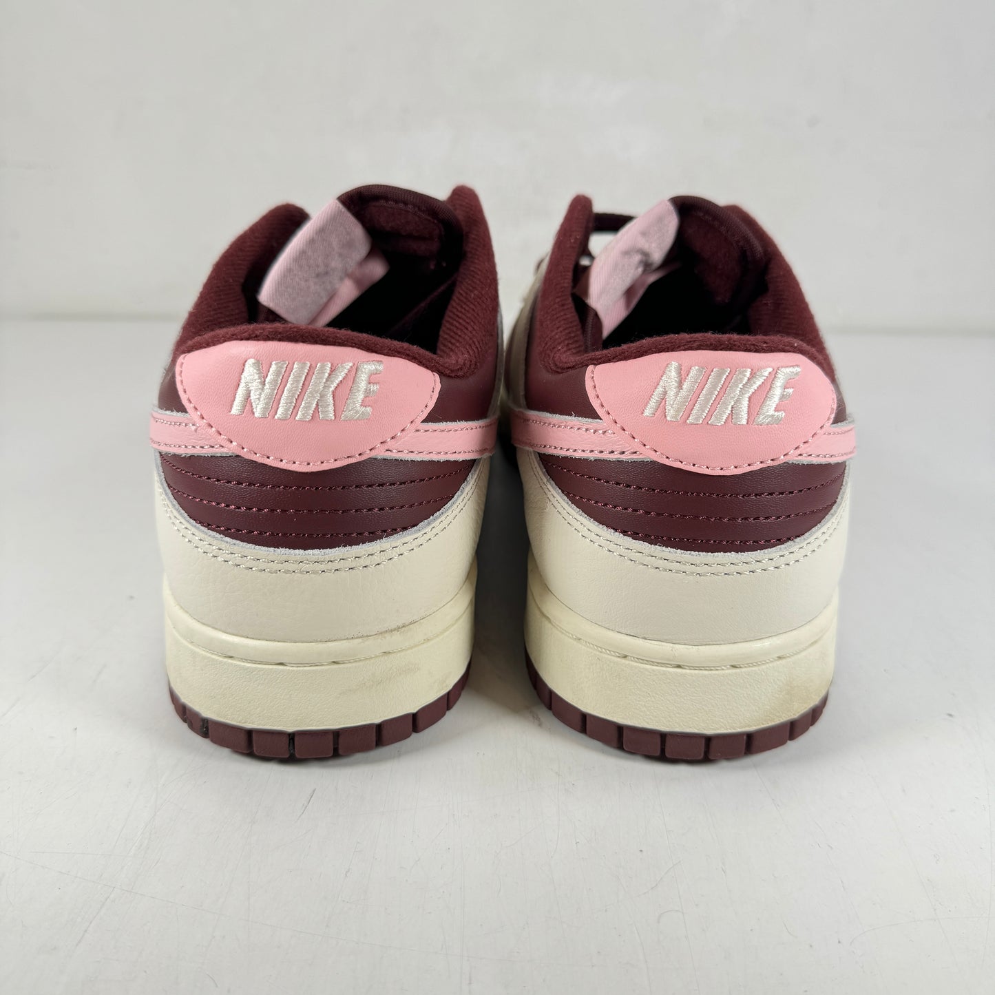 DR9705 100 Nike Dunk Low Retro PRM Valentine's Day (2023) [USED] - 12 M (Used) (No Box)