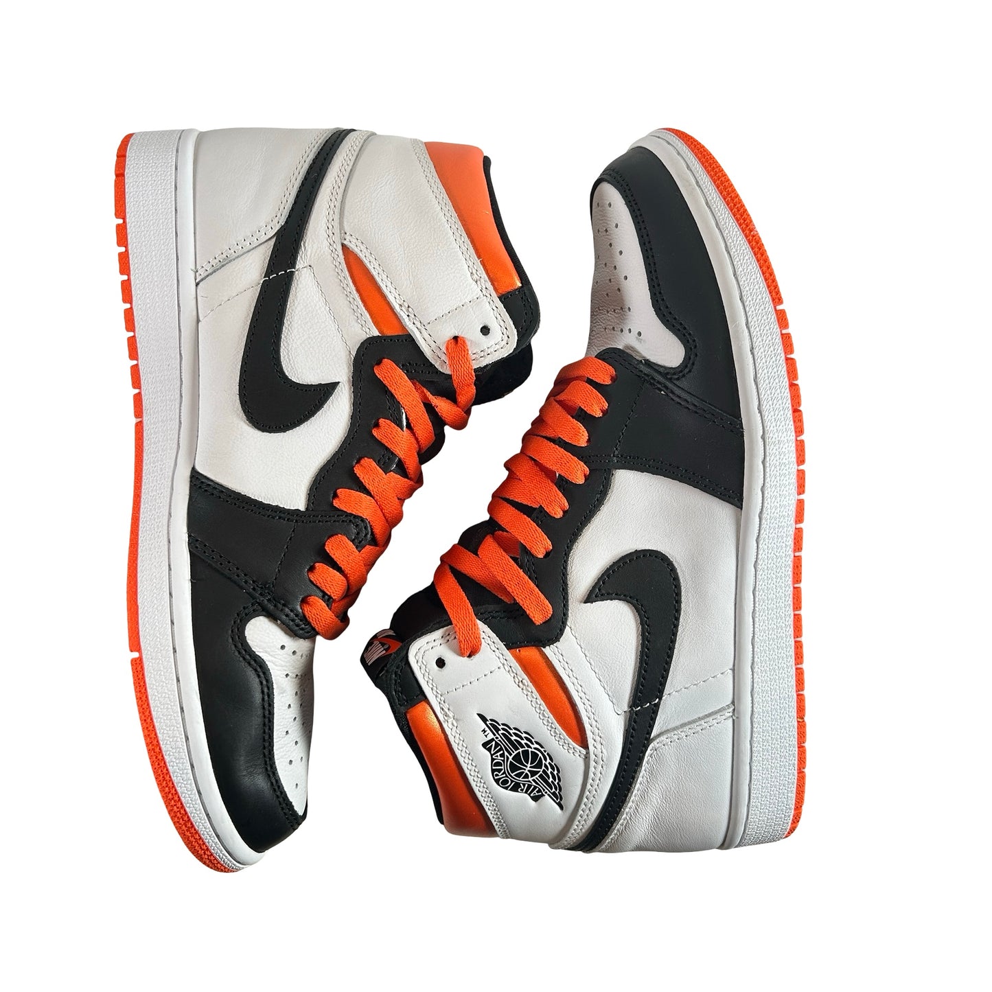 555088 180 Jordan 1 Retro High Electro Orange [USED] - 9 M (Used)