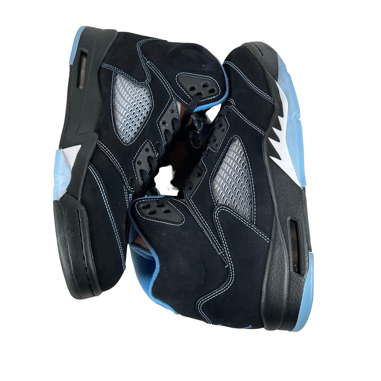 DD0587 008 Jordan 5 Retro Black University Blue (2026) [USED] - 11 M (Used)