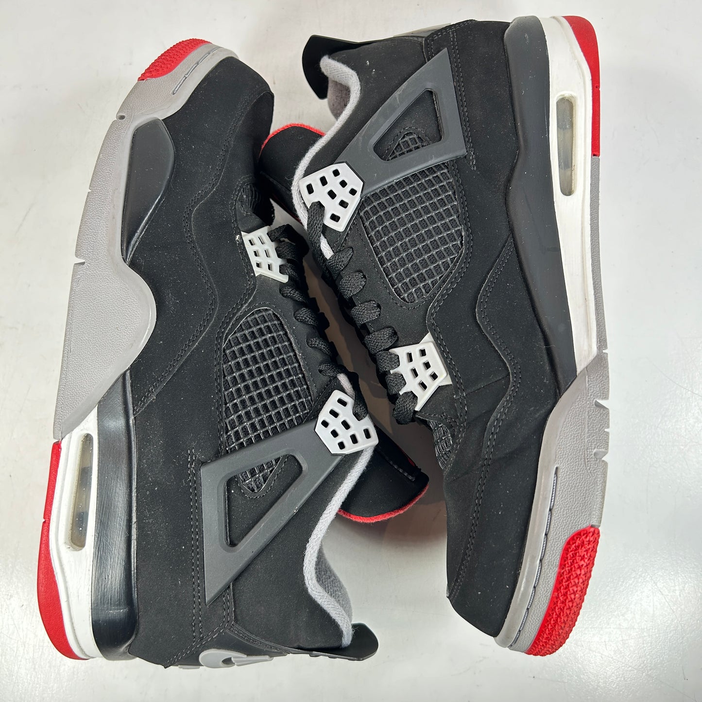 308497 060 Jordan 4 Retro Bred (2019) [USED] - 11 M (Used4)