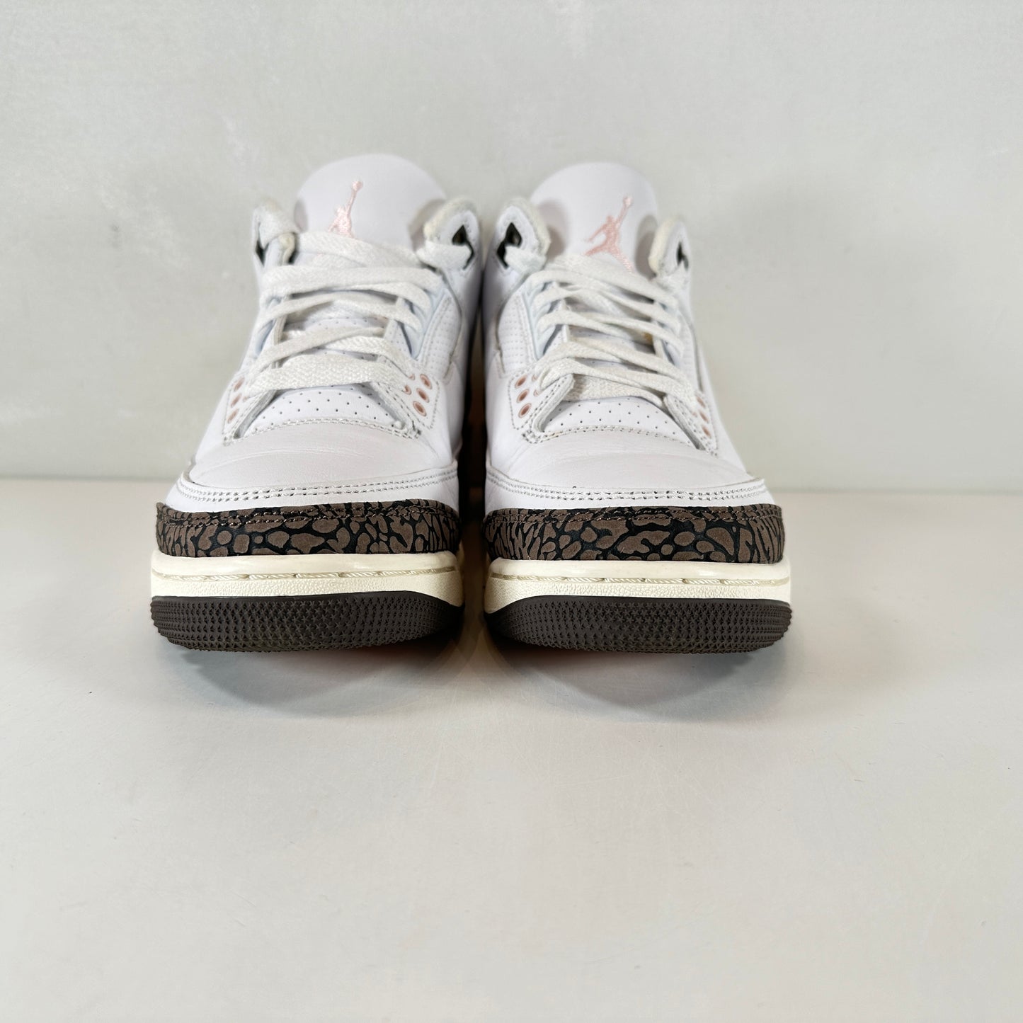 CK9246 102 Jordan 3 Retro Neapolitan Dark Mocha (Women's) - 7 W (Used2)