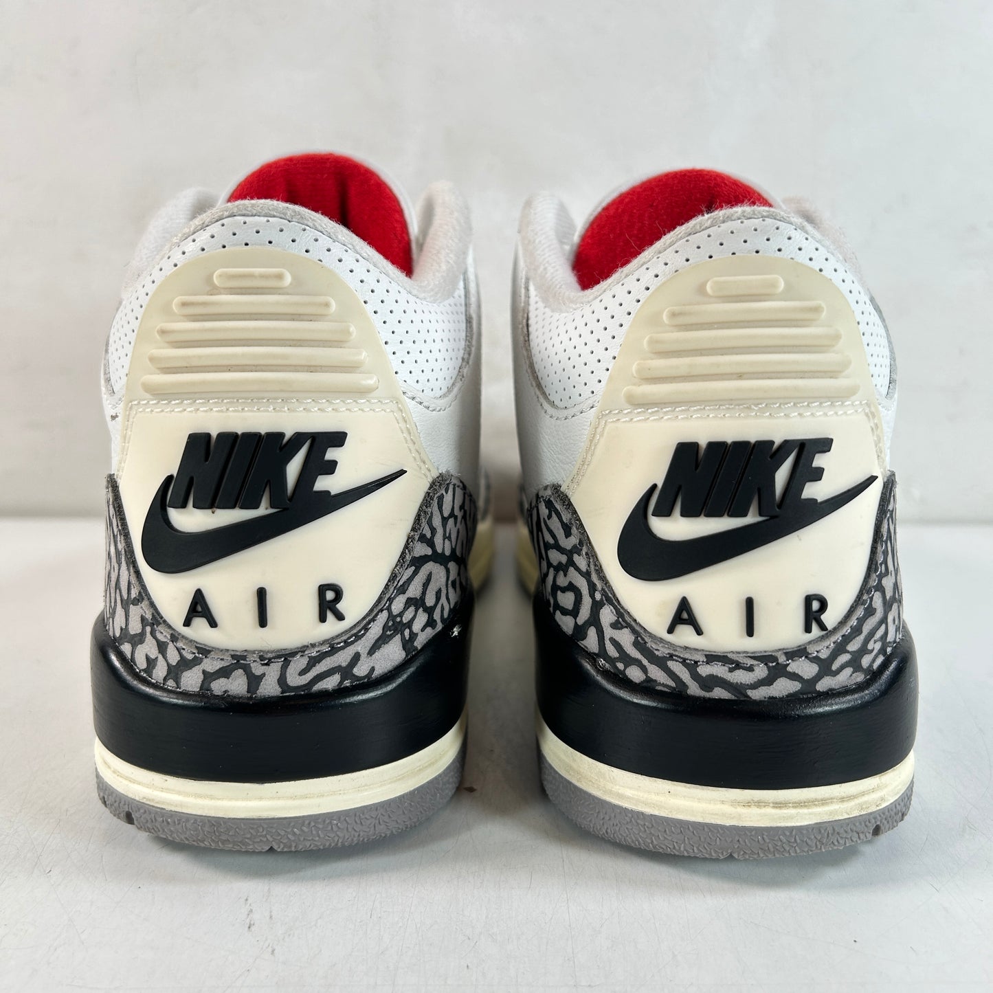 DN3707 100 Jordan 3 Retro White Cement Reimagined [USED] - 8 M (Used4)