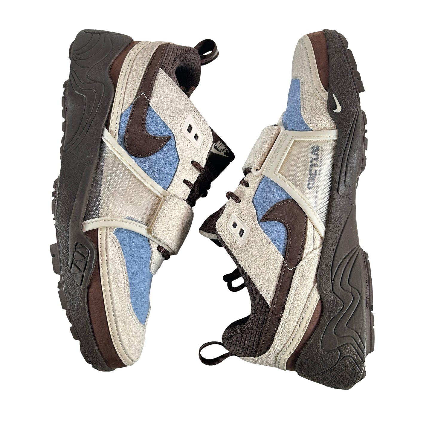 HQ3072 400 Nike Zoom Field Jaxx Travis Scott Leche Blue [USED] - 10 M (VNDS)