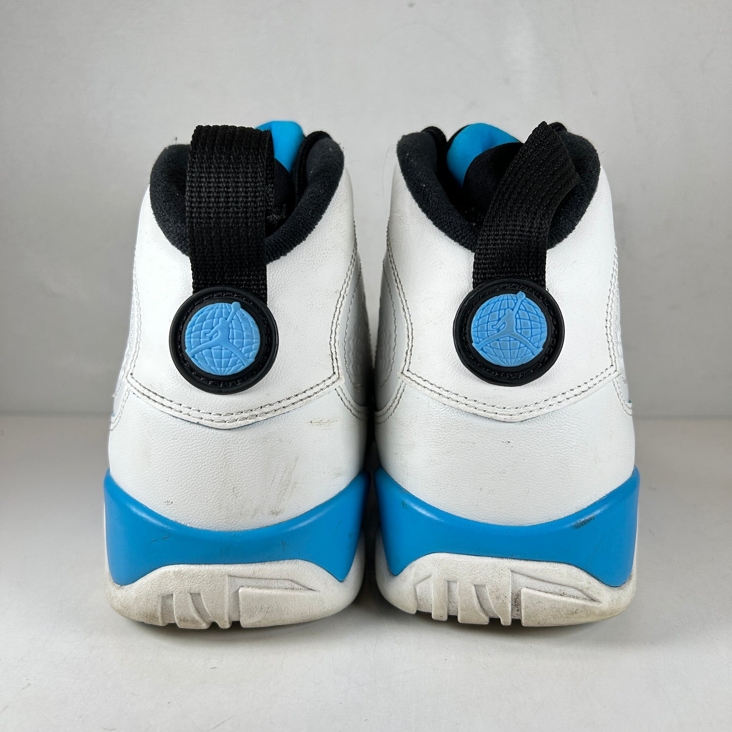 FQ8992 101 Jordan 9 Retro Powder Blue (2024) [USED] - 9 M (Used)