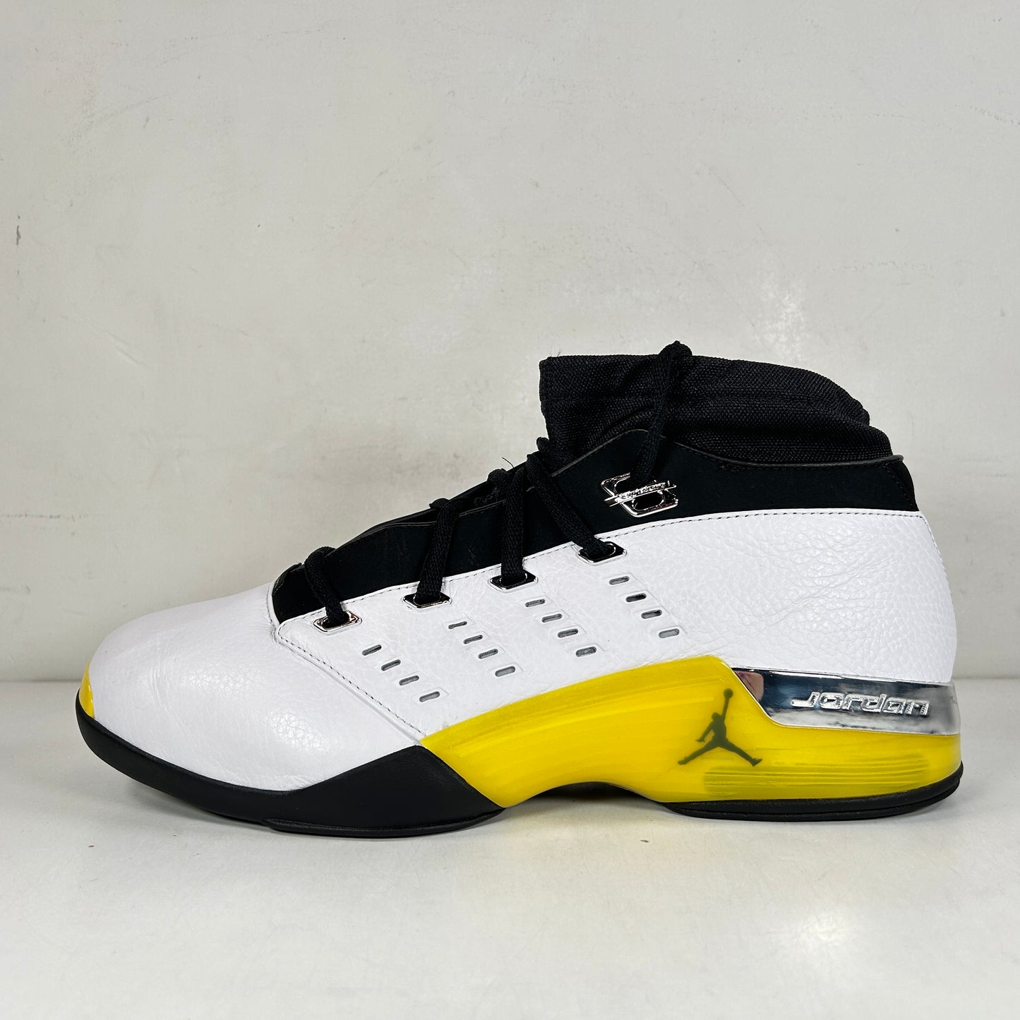 FJ0395 100 Jordan 17 Retro Low All-Star Lightning (2024) [USED] - 13 M (Used)