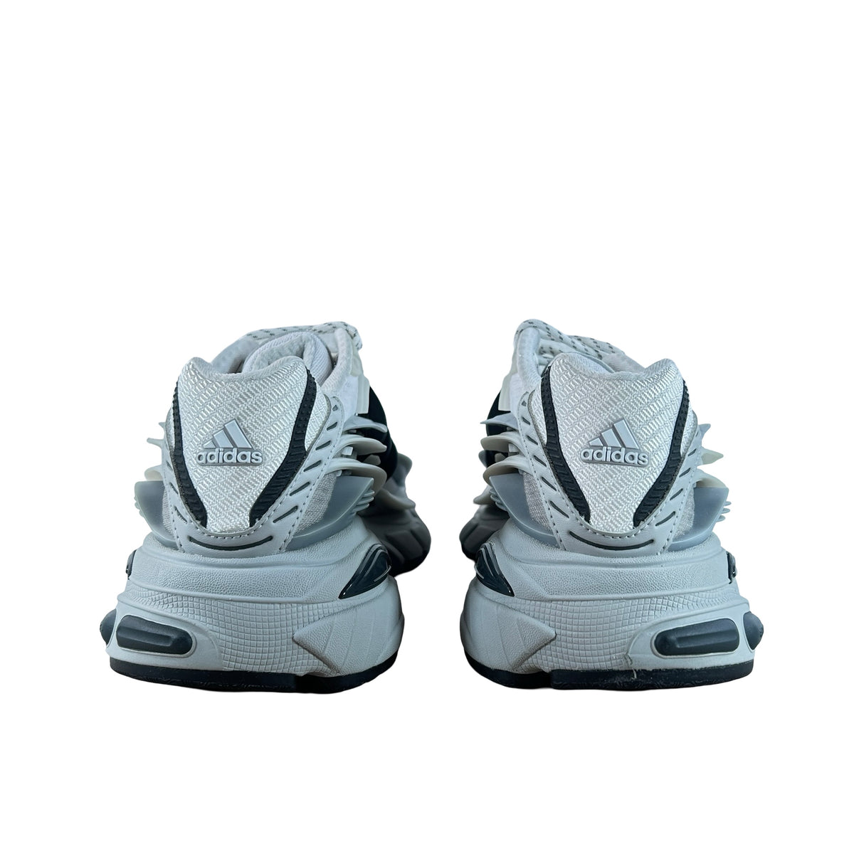 JP9265 adidas Adistar Jellyfish Pharrell Williams Solid Grey Black - 6 M (Promo Sample)