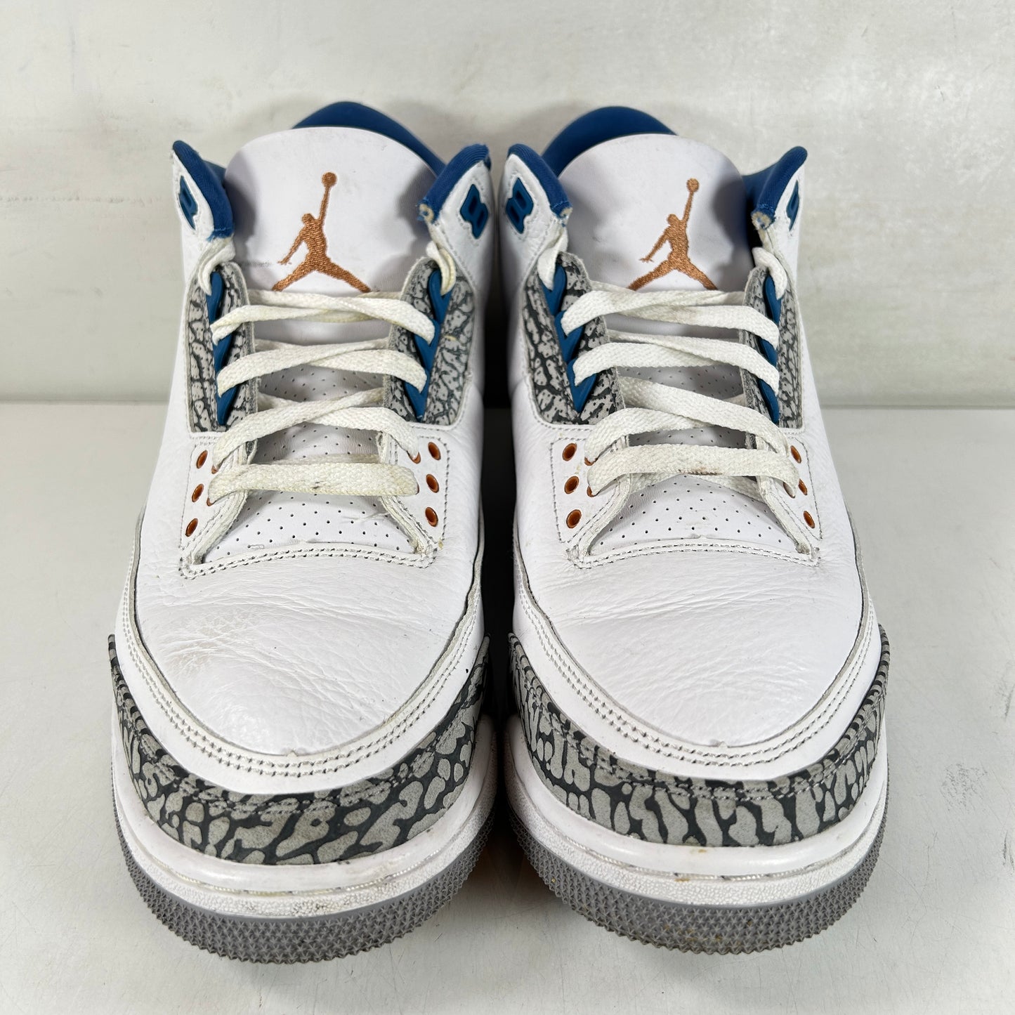 CT8532 148 Jordan 3 Retro Magos