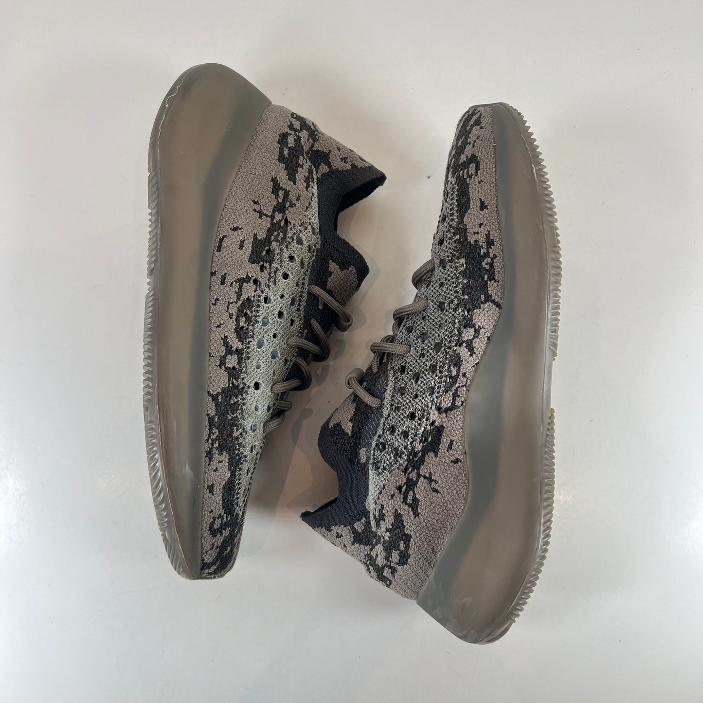 GZ0472 adidas Yeezy Boost 380 Stone Salt [USED] - 9.5 M (Used)