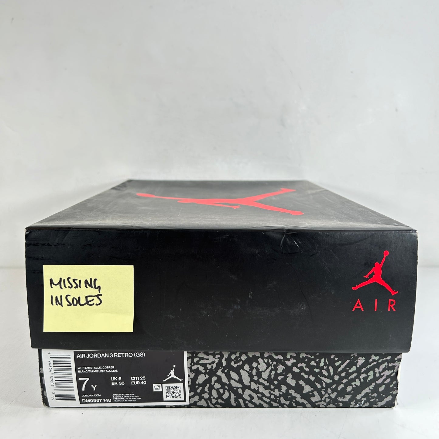 DM0967 148 Jordan 3 Retro Wizards (GS) [USED] - 7 Y (Used) (Missing Insoles)