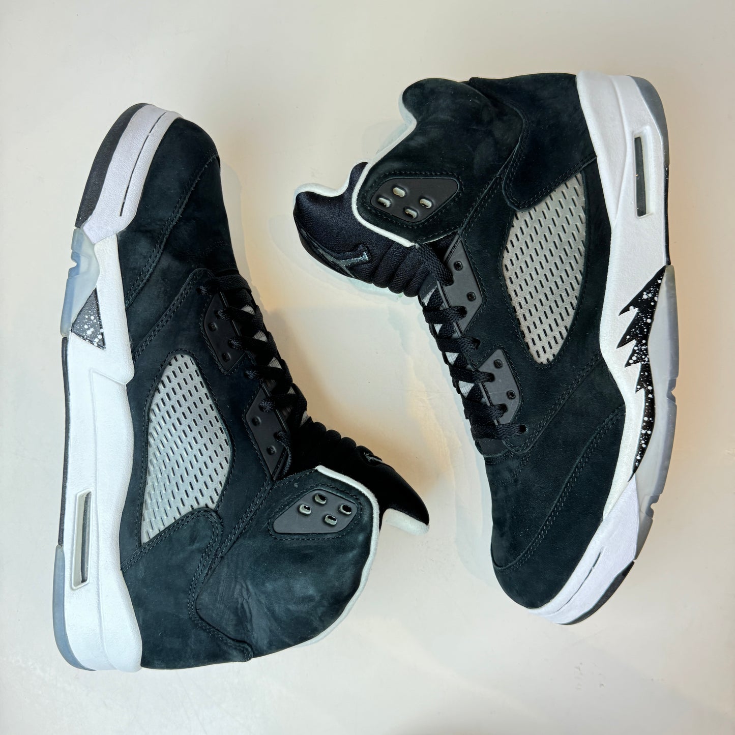 136027 035 Jordan 5 Retro Oreo (2013) [USED] - 12 M (Used)
