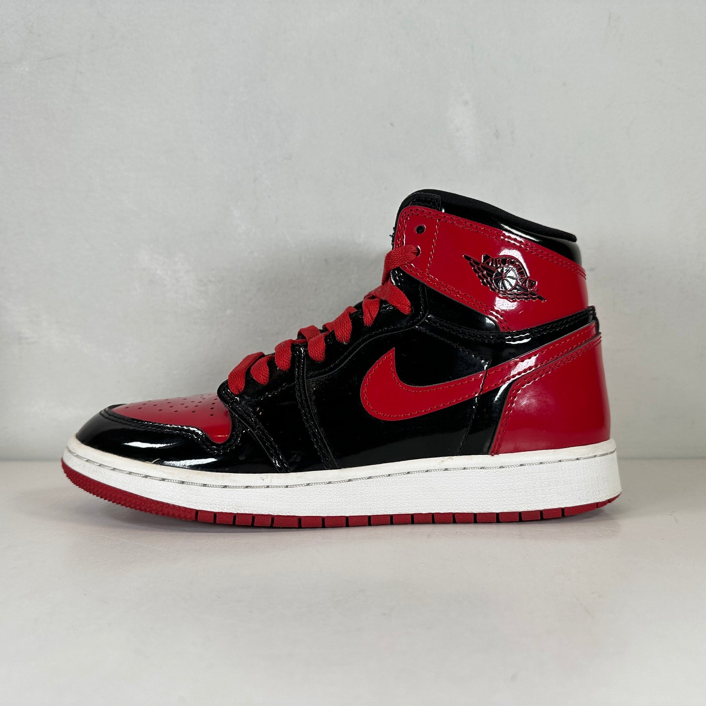 575441 063 Jordan 1 Retro High OG Patent Bred (GS) [USED] - 5.5 Y (Used)