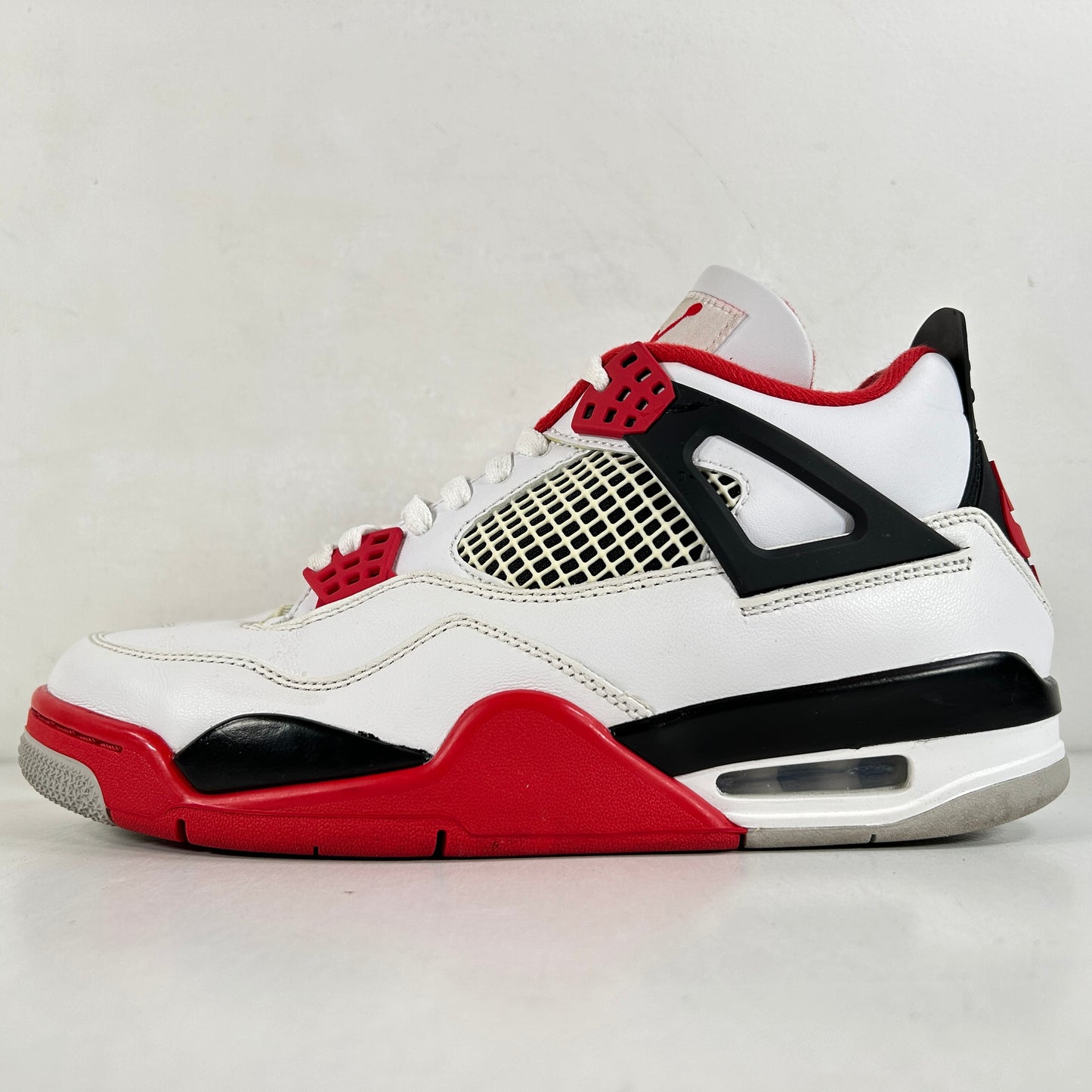 DC7770 160 Jordan 4 Retro Fire Red (2020) [USED] - 8 M (Used) (No Box) (No Insoles)