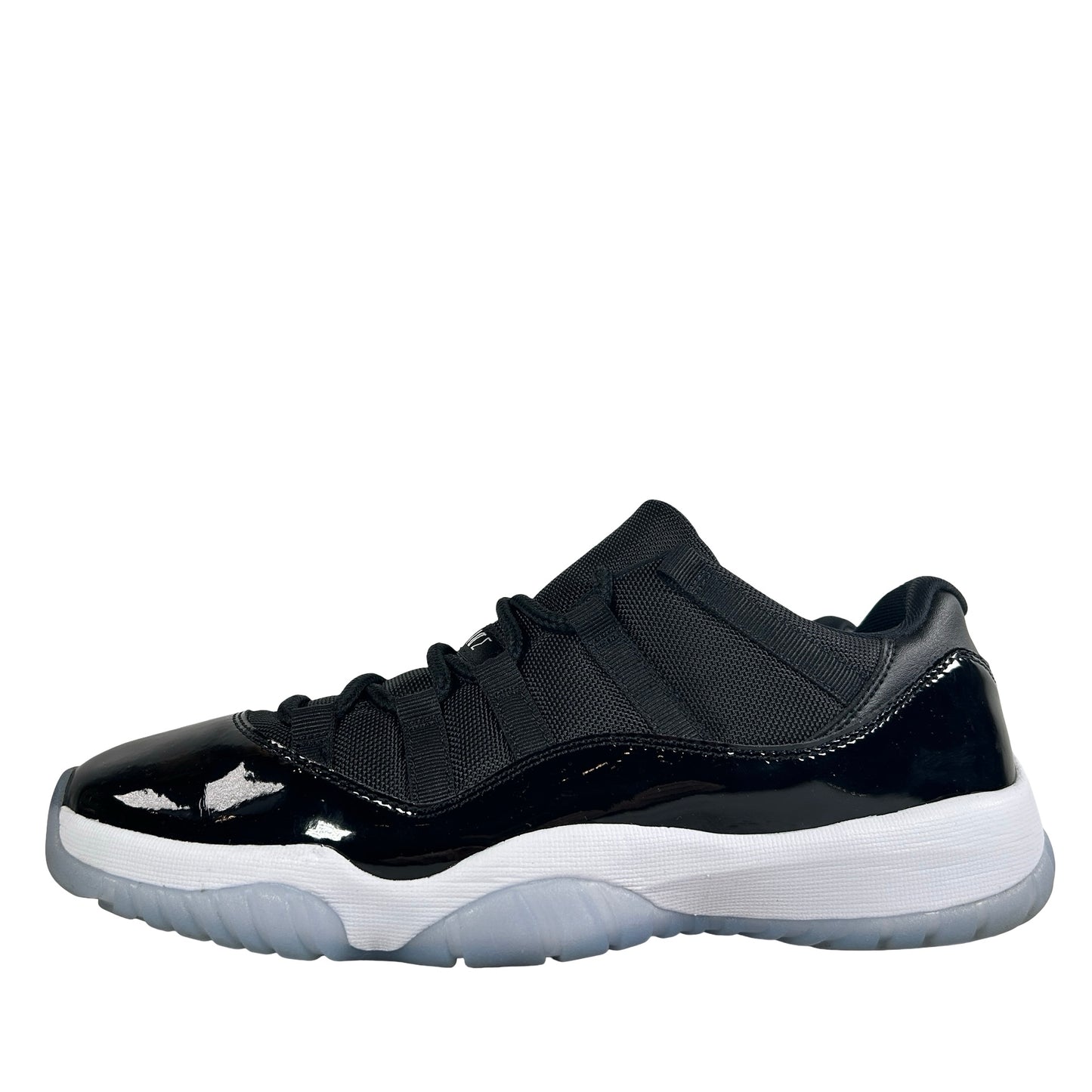 FV5104 004 Jordan 11 Retro Low Space Jam [USED] - 9.5 M (Used2)