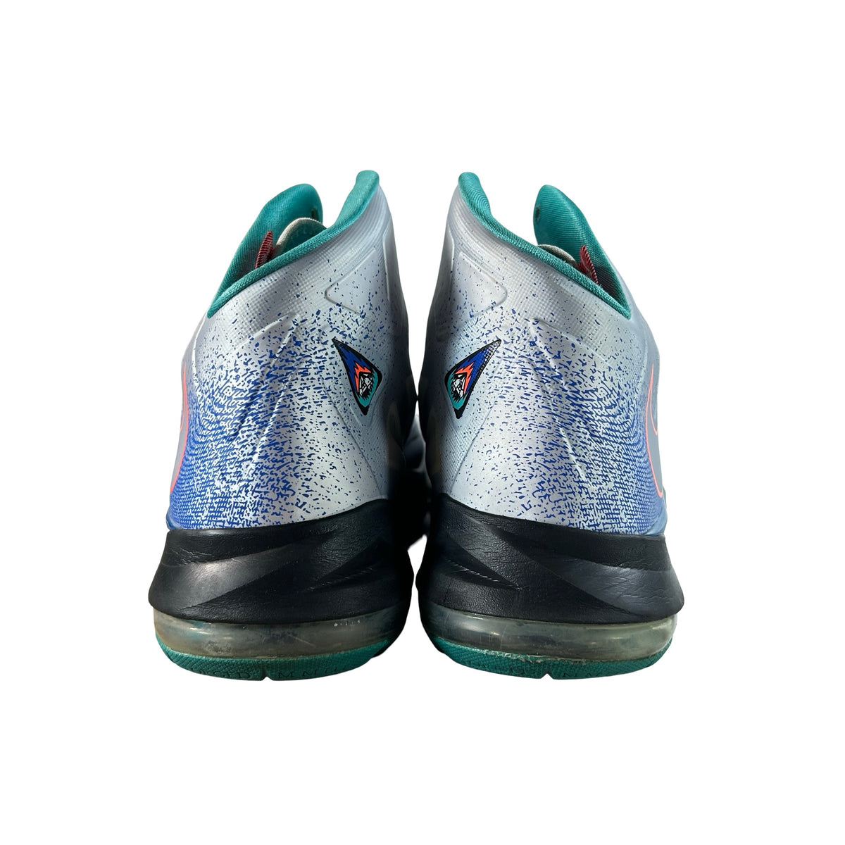 541100 008 Nike LeBron X Re-Entry [USED] - 13 M (Used)
