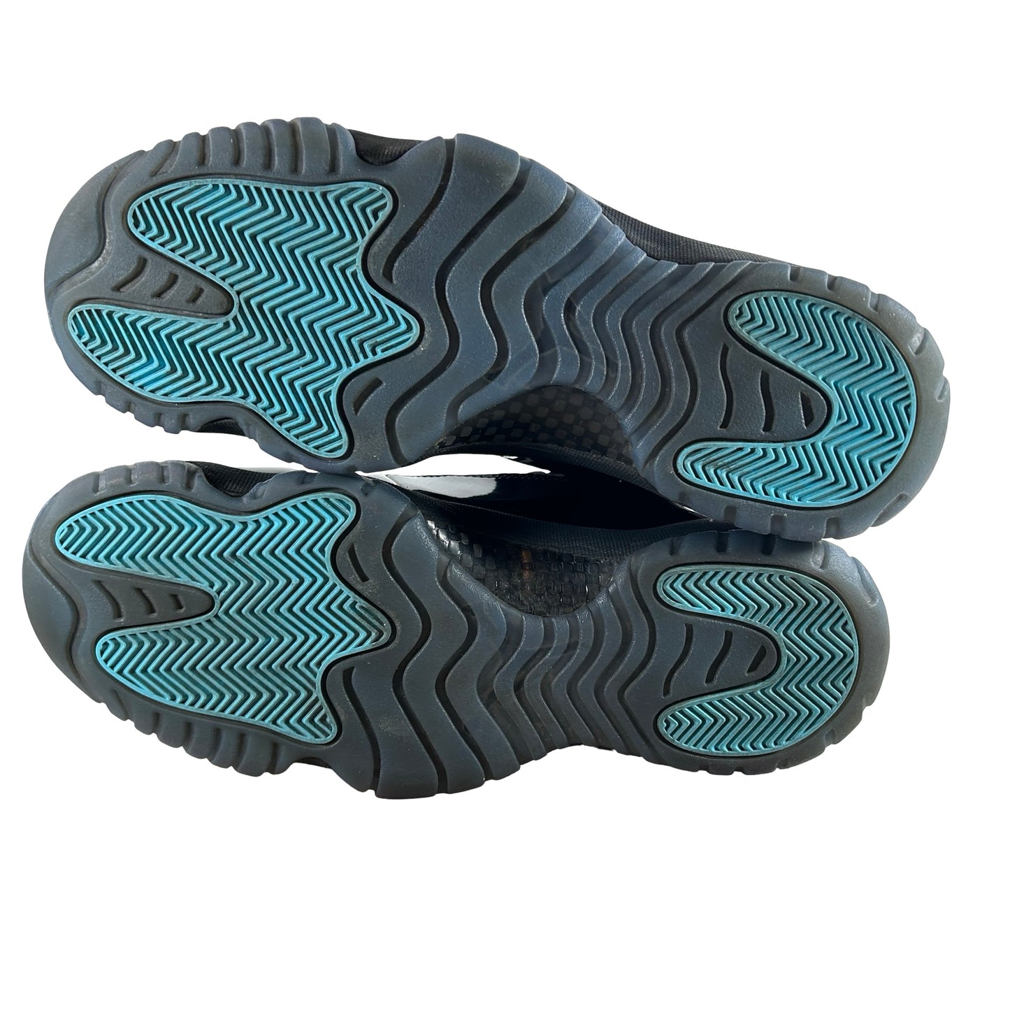 CT8012 047 Jordan 11 Retro Gamma Blue (2025) [USED] - 11 M (Used4)