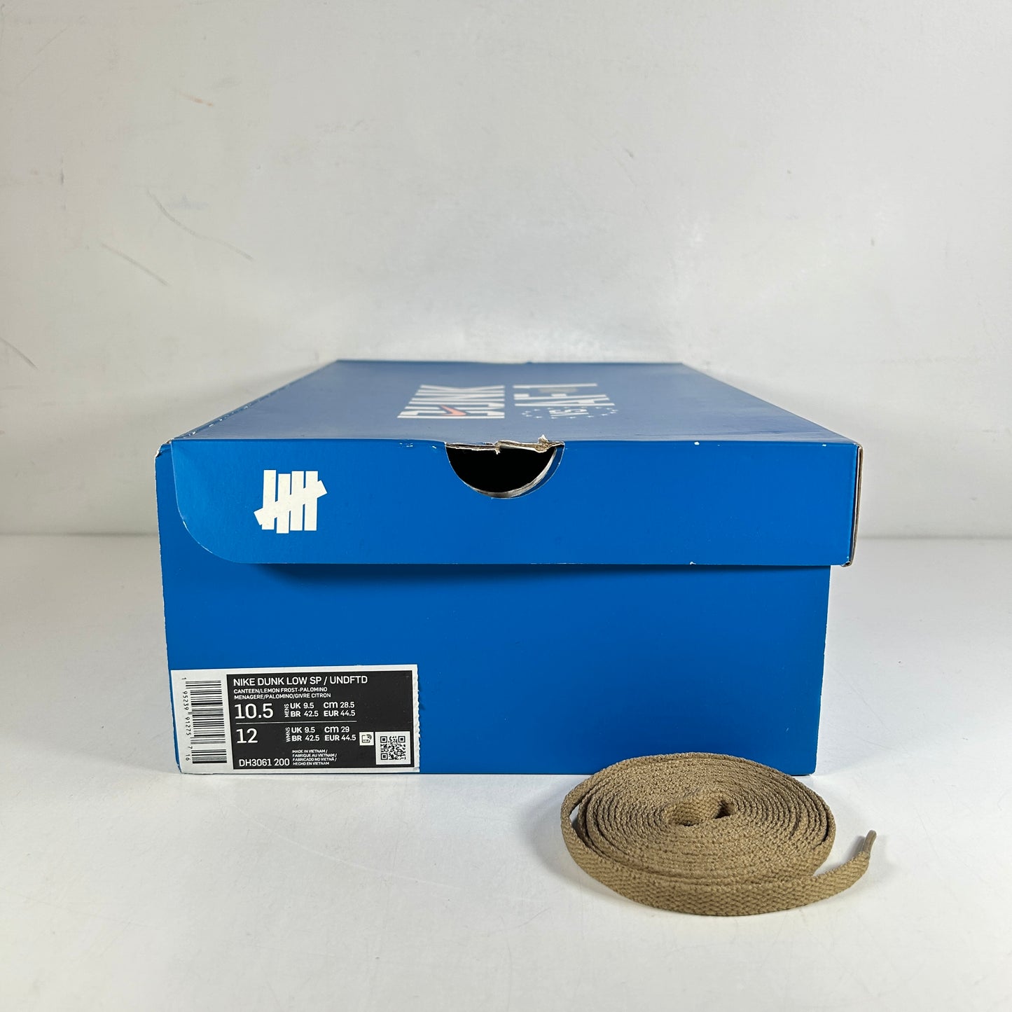 DH3061 200 Nike Dunk Low SP INVICTO Cantina Dunk