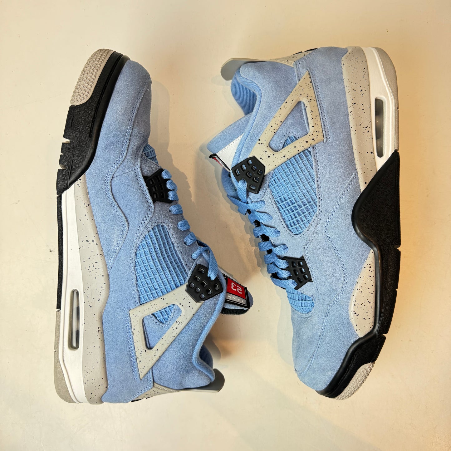 CT8527 400 Jordan 4 University Blue [USED] - 10.5 M (Used) (No Box)