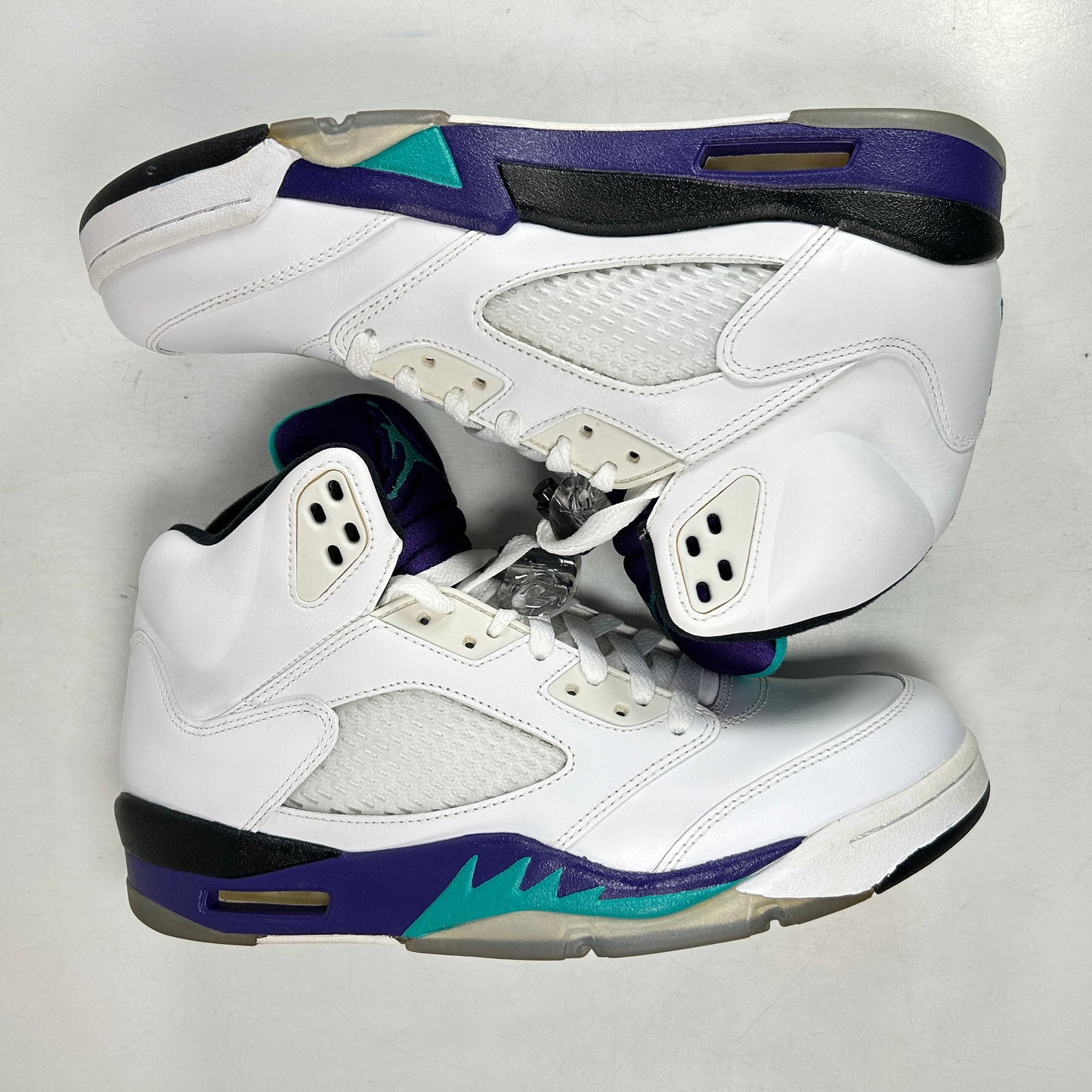 136027 108 Jordan 5 Retro Grape (2013) [USED] - 9 M (Used) (Replace Box)