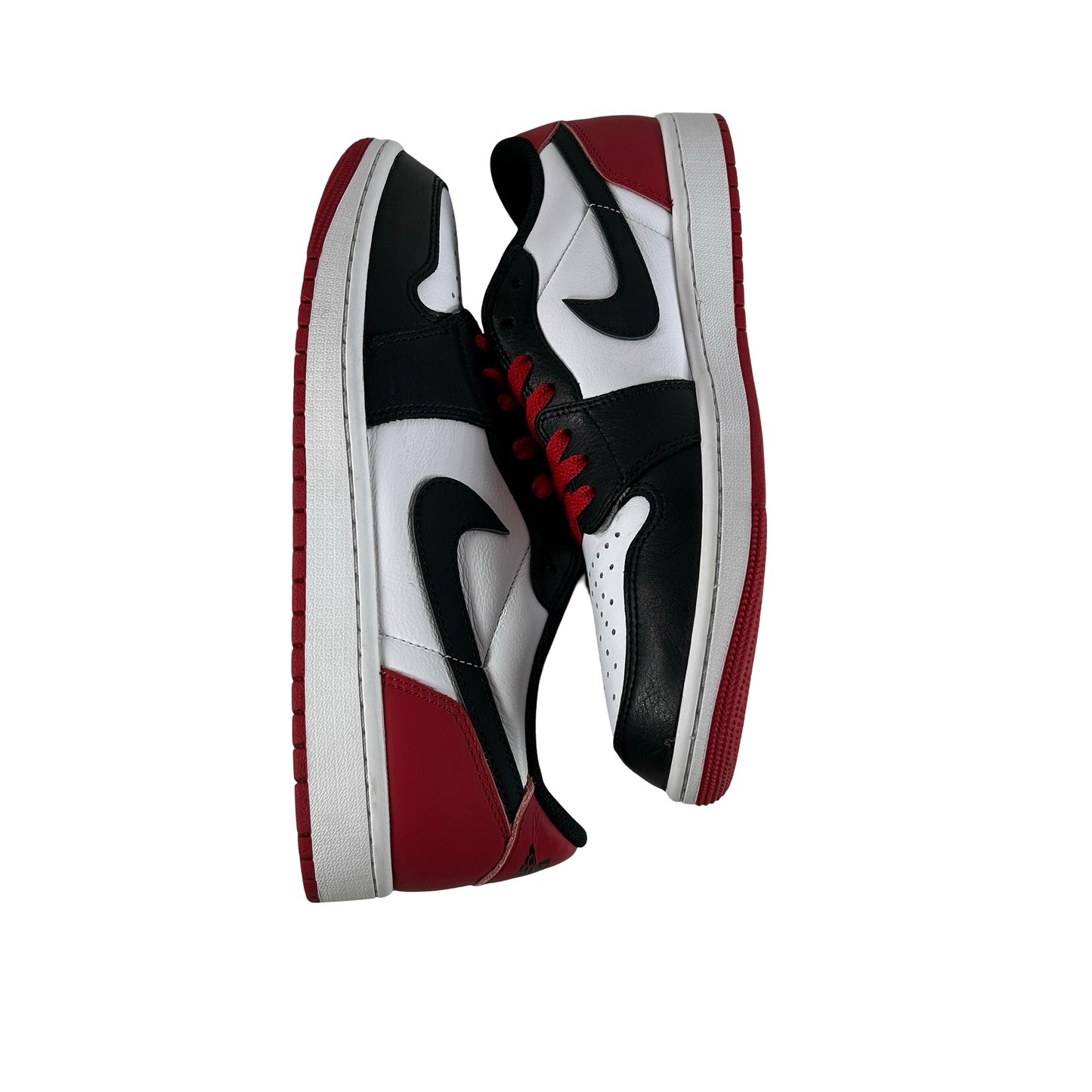 CZ0790 106  Jordan 1 Retro Low OG Black Toe (2023) [USED] - 10.5 M (Used) (No Box)