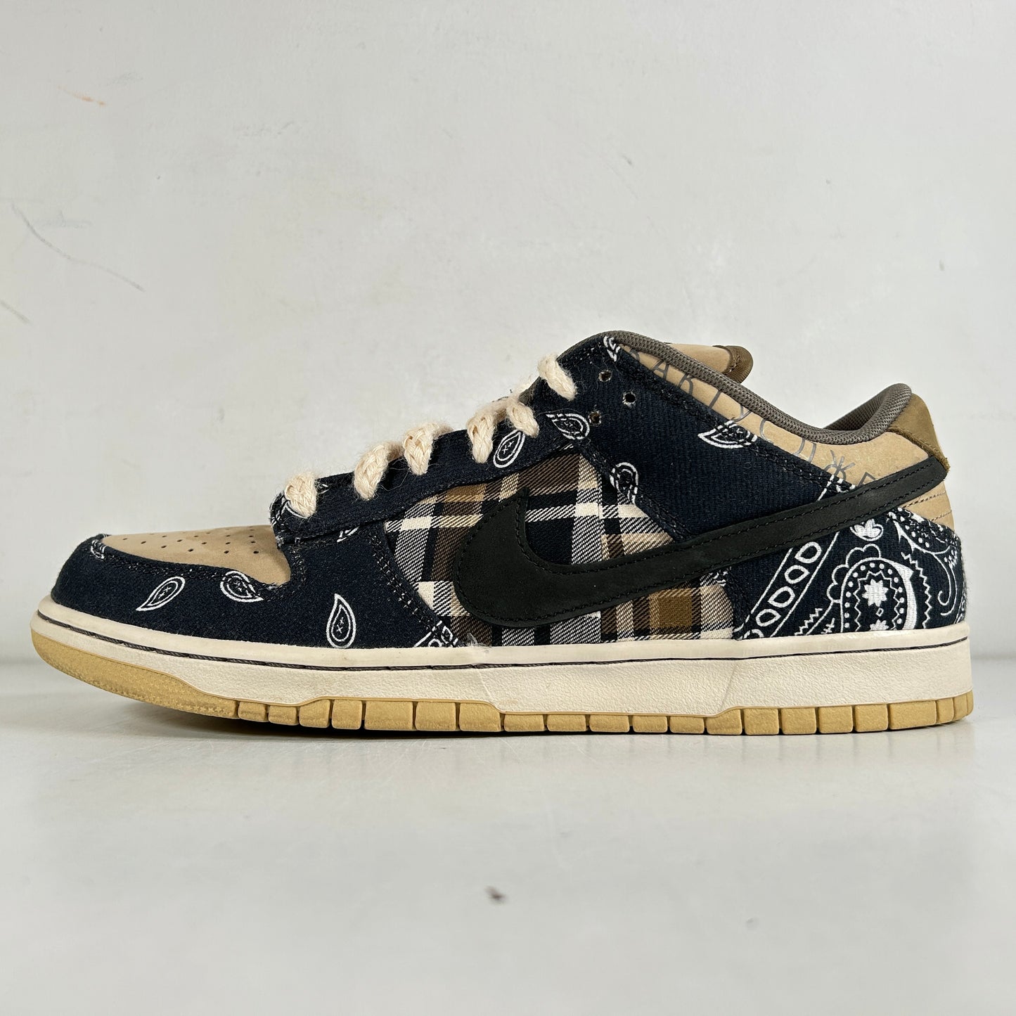 CT5053 001 Nike SB Dunk Low Travis Scott (Caja especial)